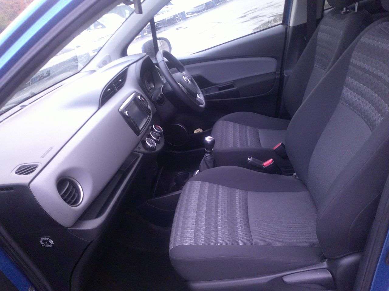 2016 TOYOTA YARIS 2016 TOYOTA YARIS