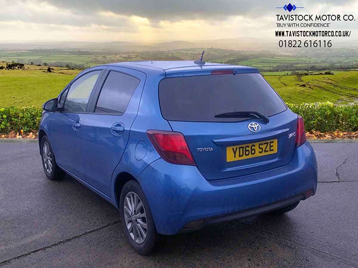 2016 TOYOTA YARIS 2016 TOYOTA YARIS