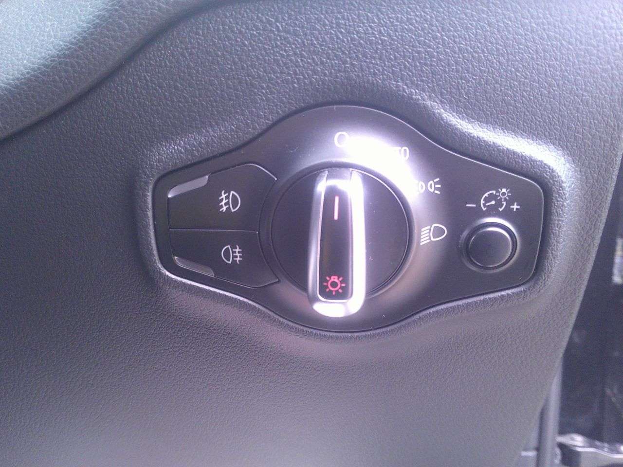 2015 AUDI Q5 2015 AUDI Q5