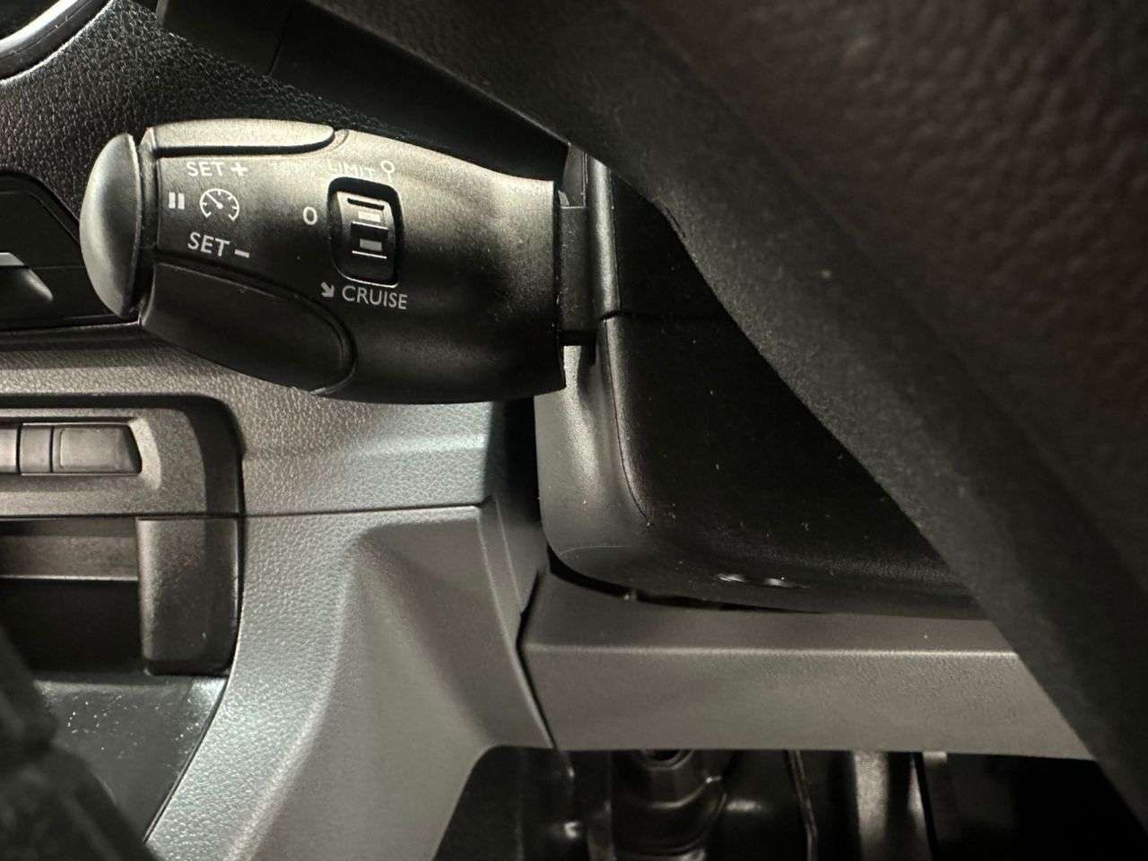 2022 VAUXHALL VIVARO 2022 VAUXHALL VIVARO