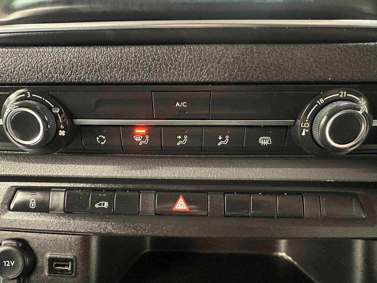 2022 VAUXHALL VIVARO 2022 VAUXHALL VIVARO