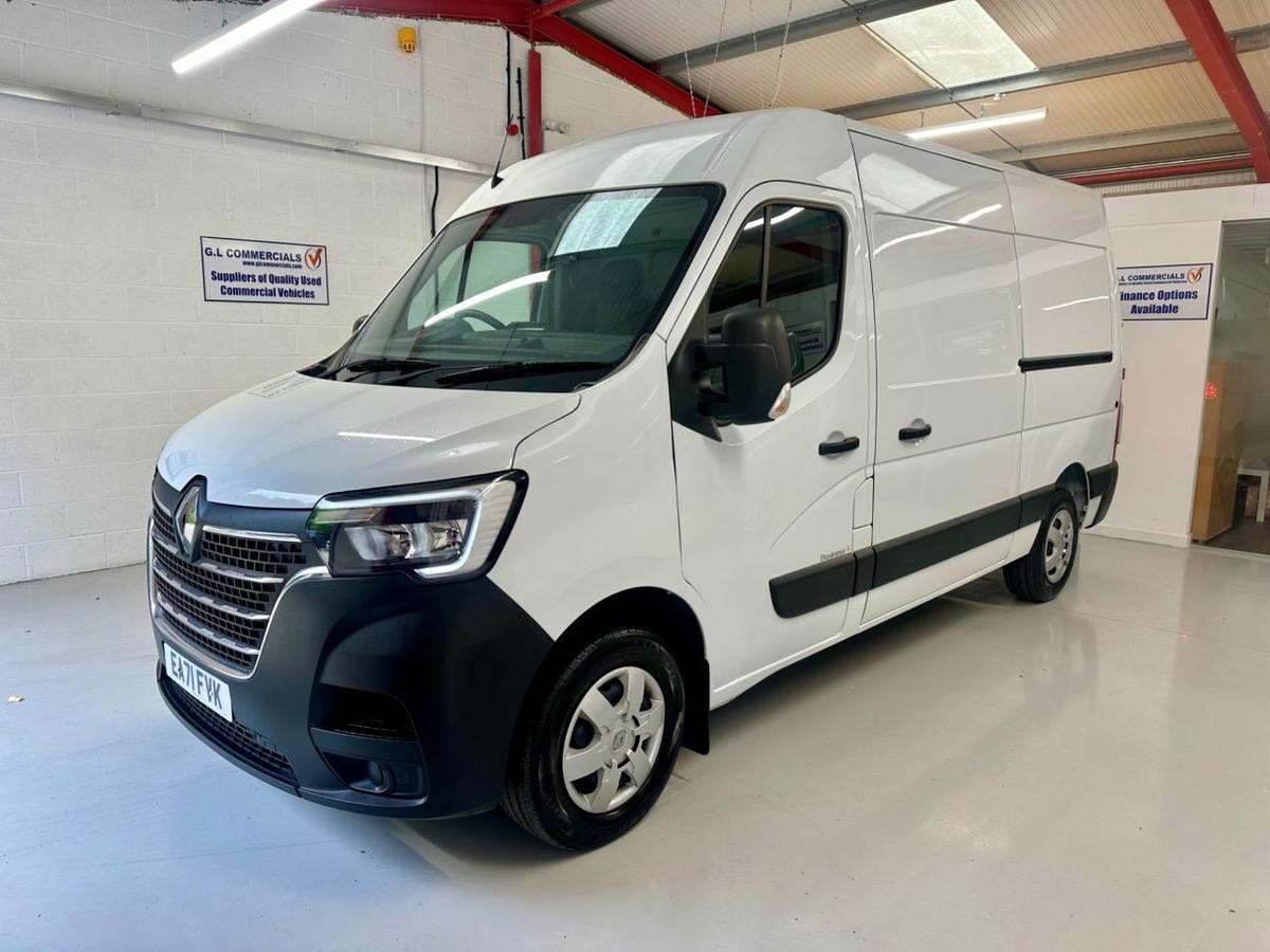 Check out this Renault Master 2021 Diesel Manual
