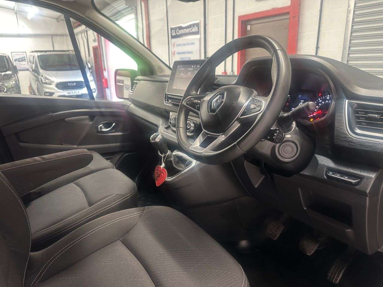 2022 RENAULT TRAFIC 2022 RENAULT TRAFIC