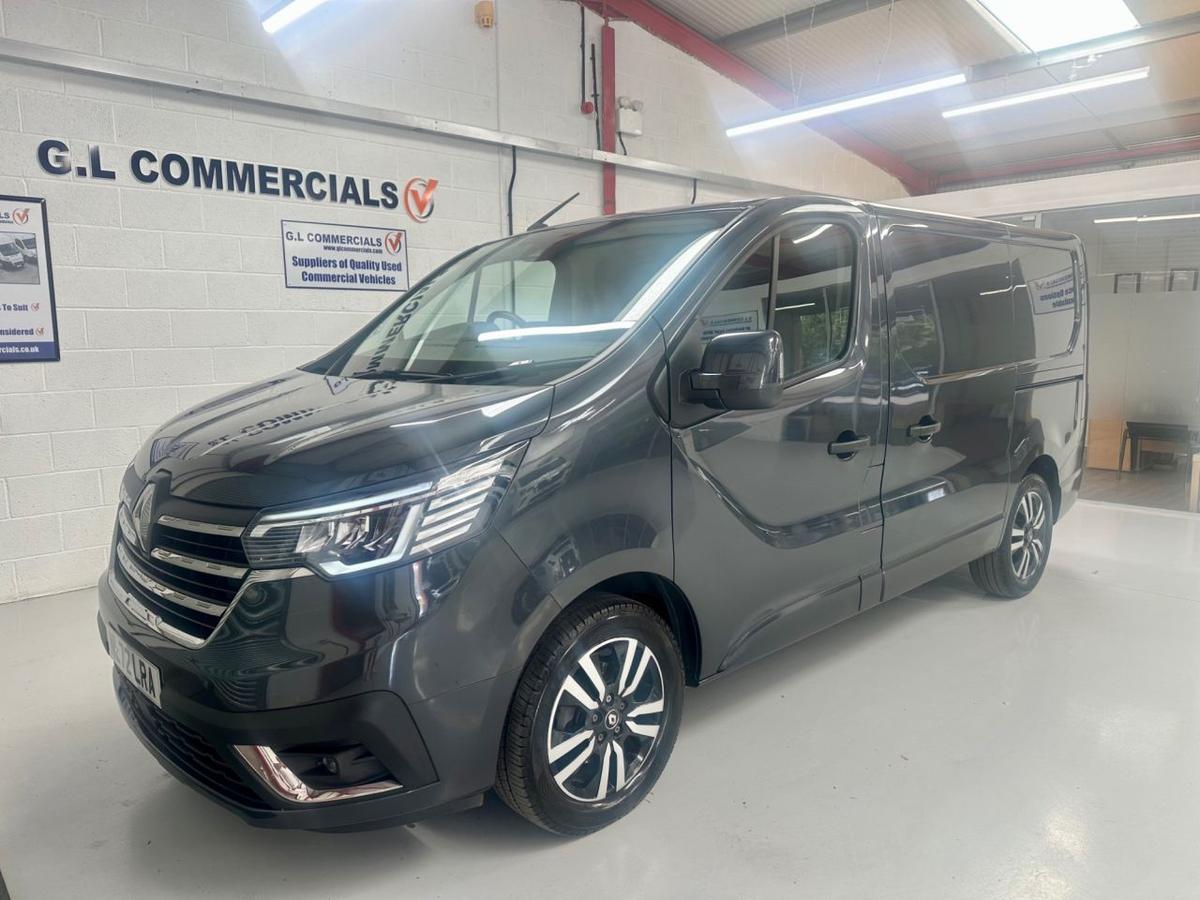 Check out this Renault Trafic 2022 Diesel Manual