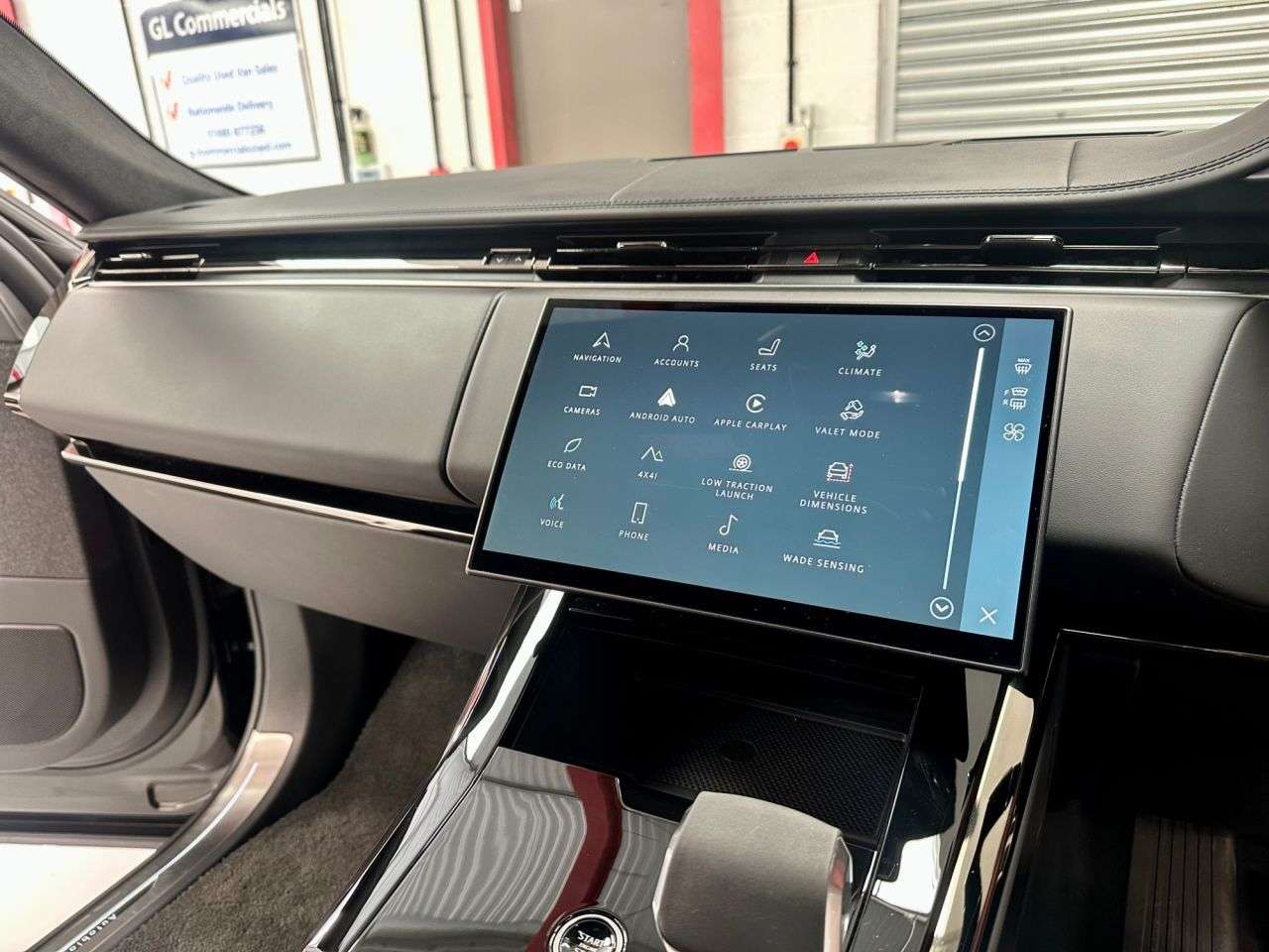 2025 LAND ROVER DEFENDER 2025 LAND ROVER DEFENDER