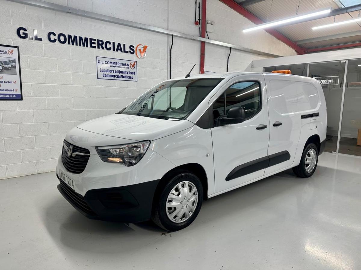 Check out this Vauxhall Combo 2022 Diesel Manual