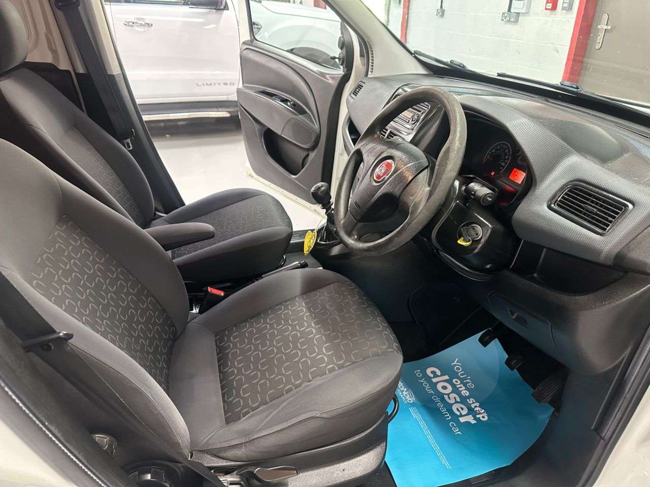 2013 FIAT DOBLO 2013 FIAT DOBLO