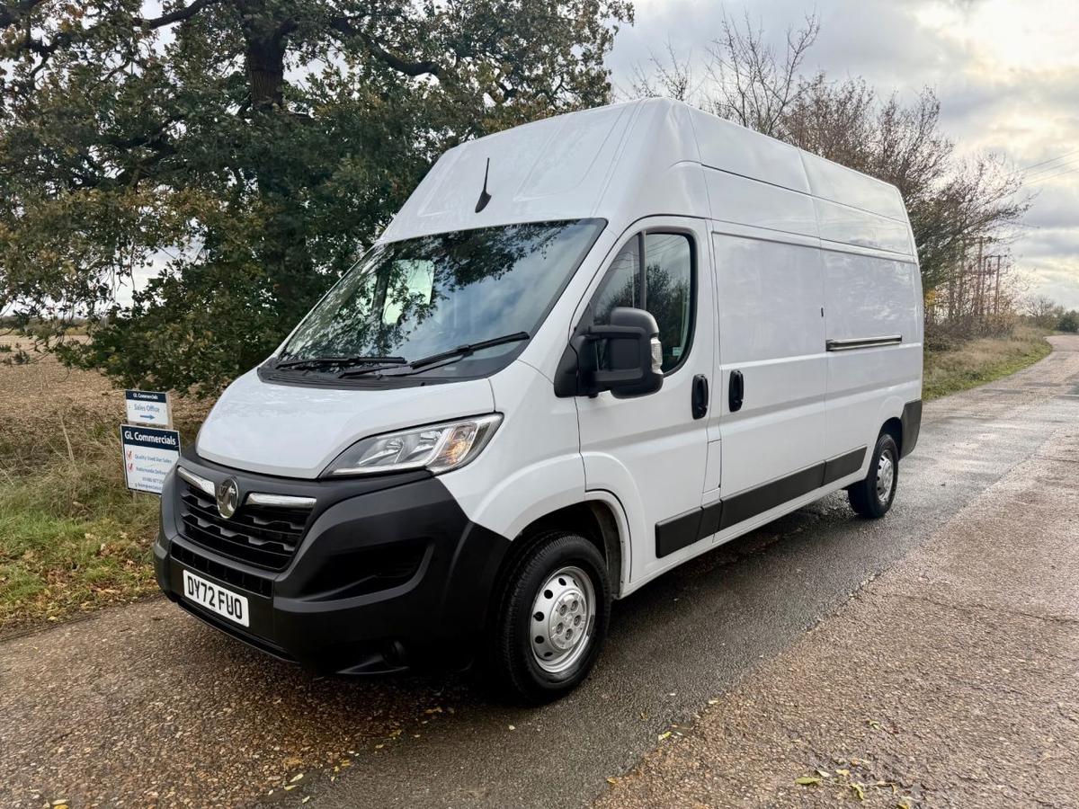 Check out this Vauxhall Movano 2022 Diesel Manual