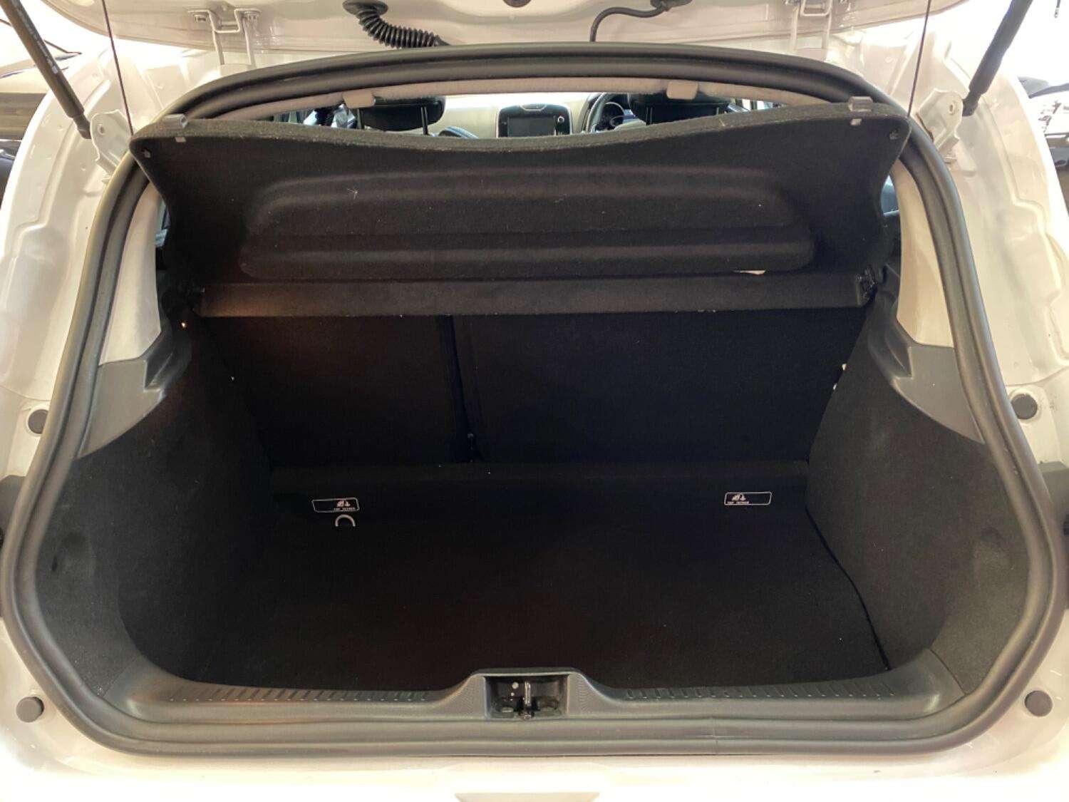 2015 RENAULT CLIO 2015 RENAULT CLIO