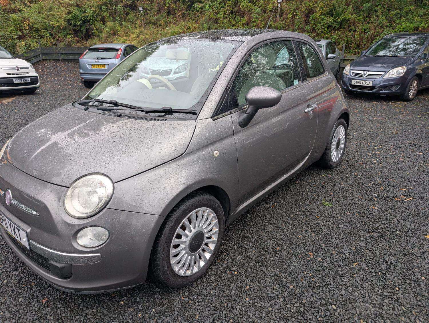 2011 FIAT 500 2011 FIAT 500