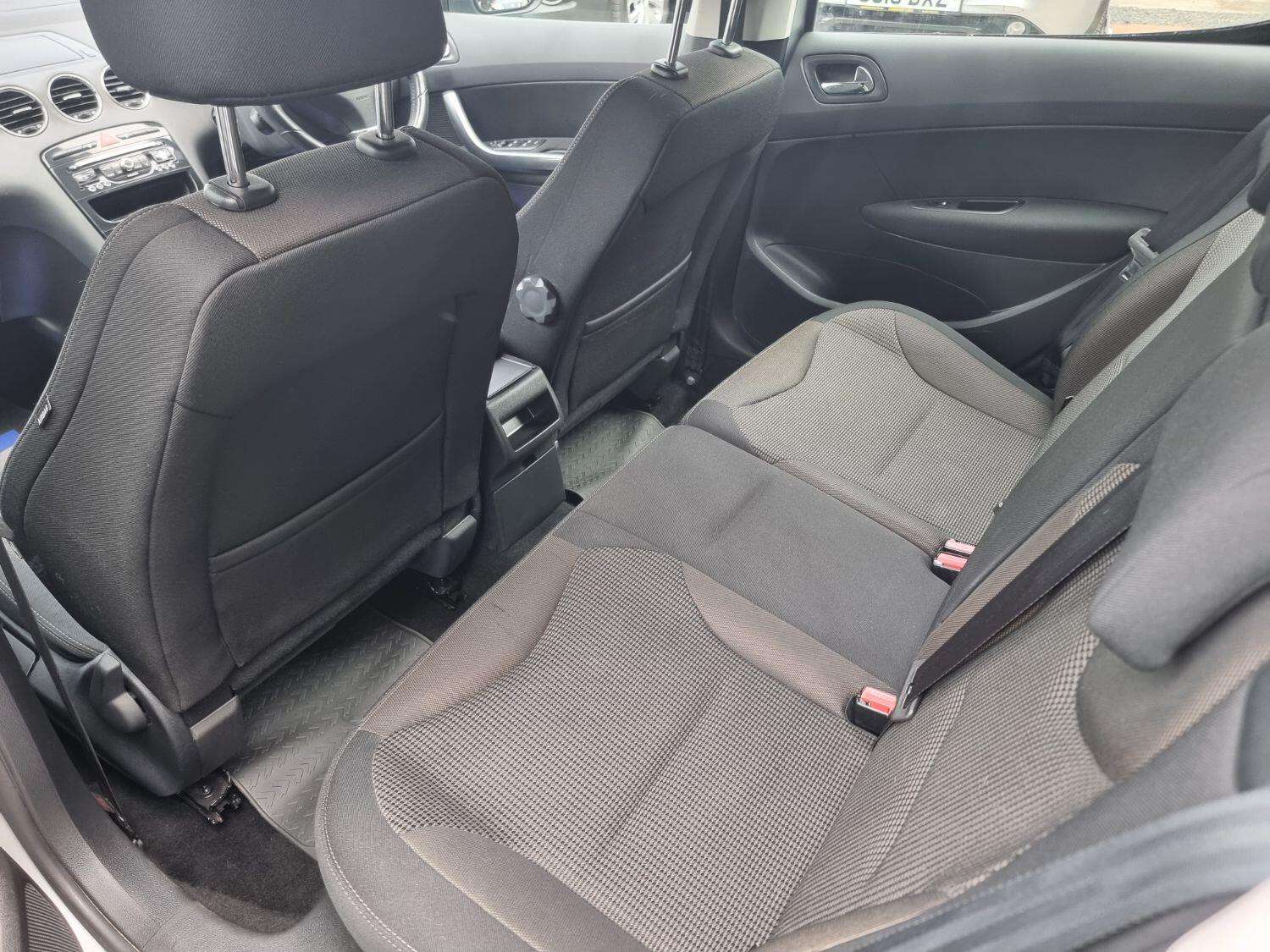 2013 PEUGEOT 308 2013 PEUGEOT 308