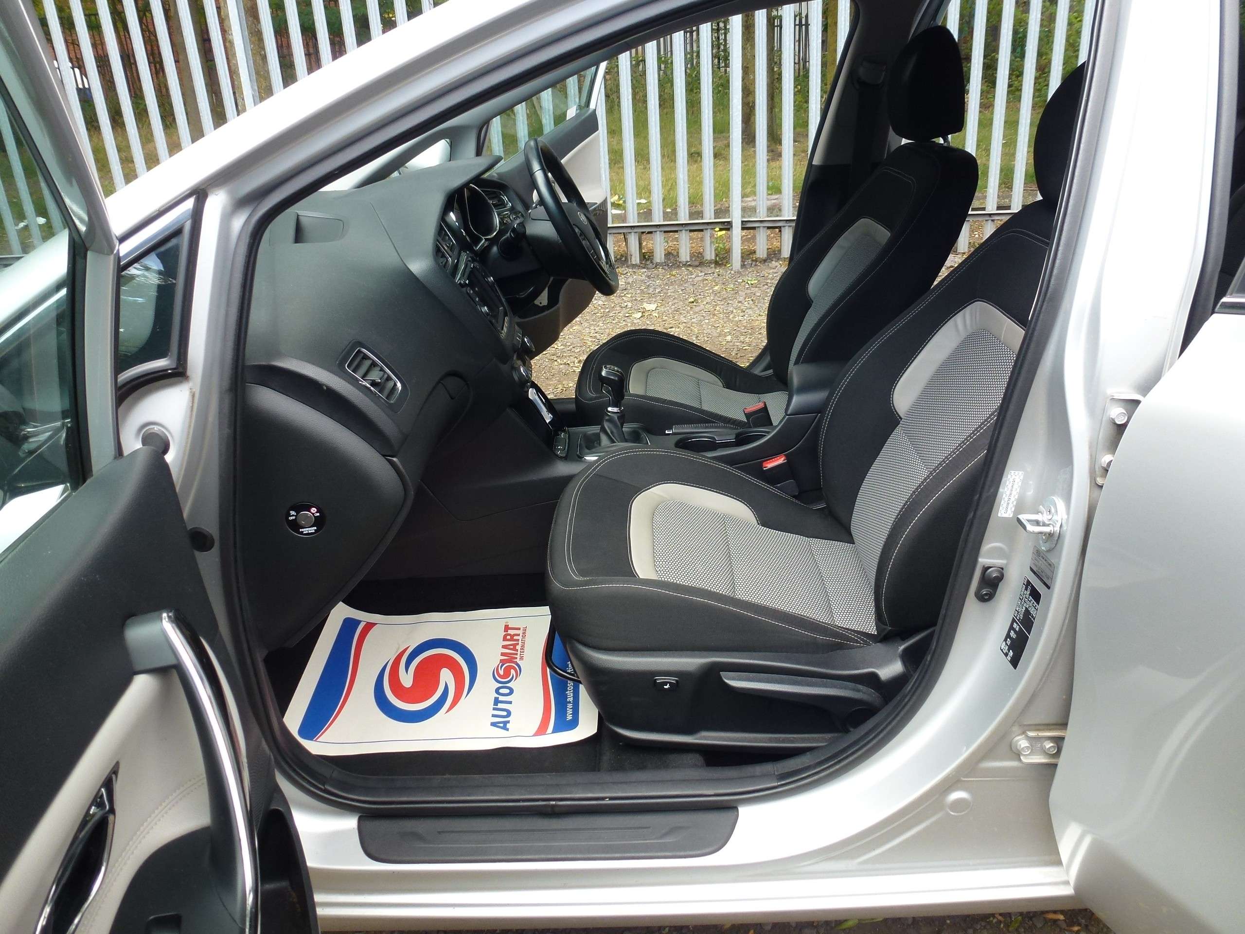 2012 KIA CEED 2012 KIA CEED