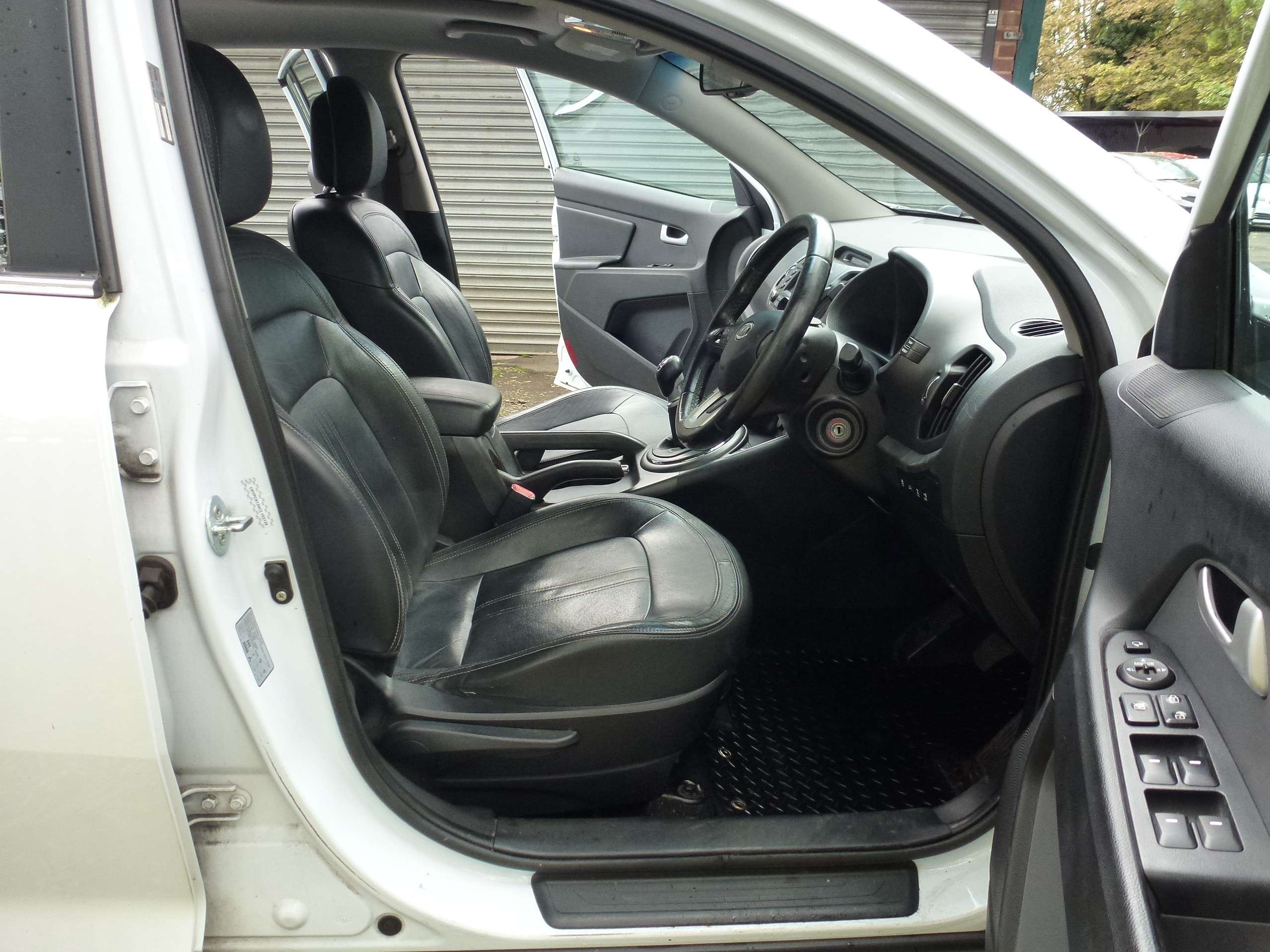 2011 KIA SPORTAGE 2011 KIA SPORTAGE