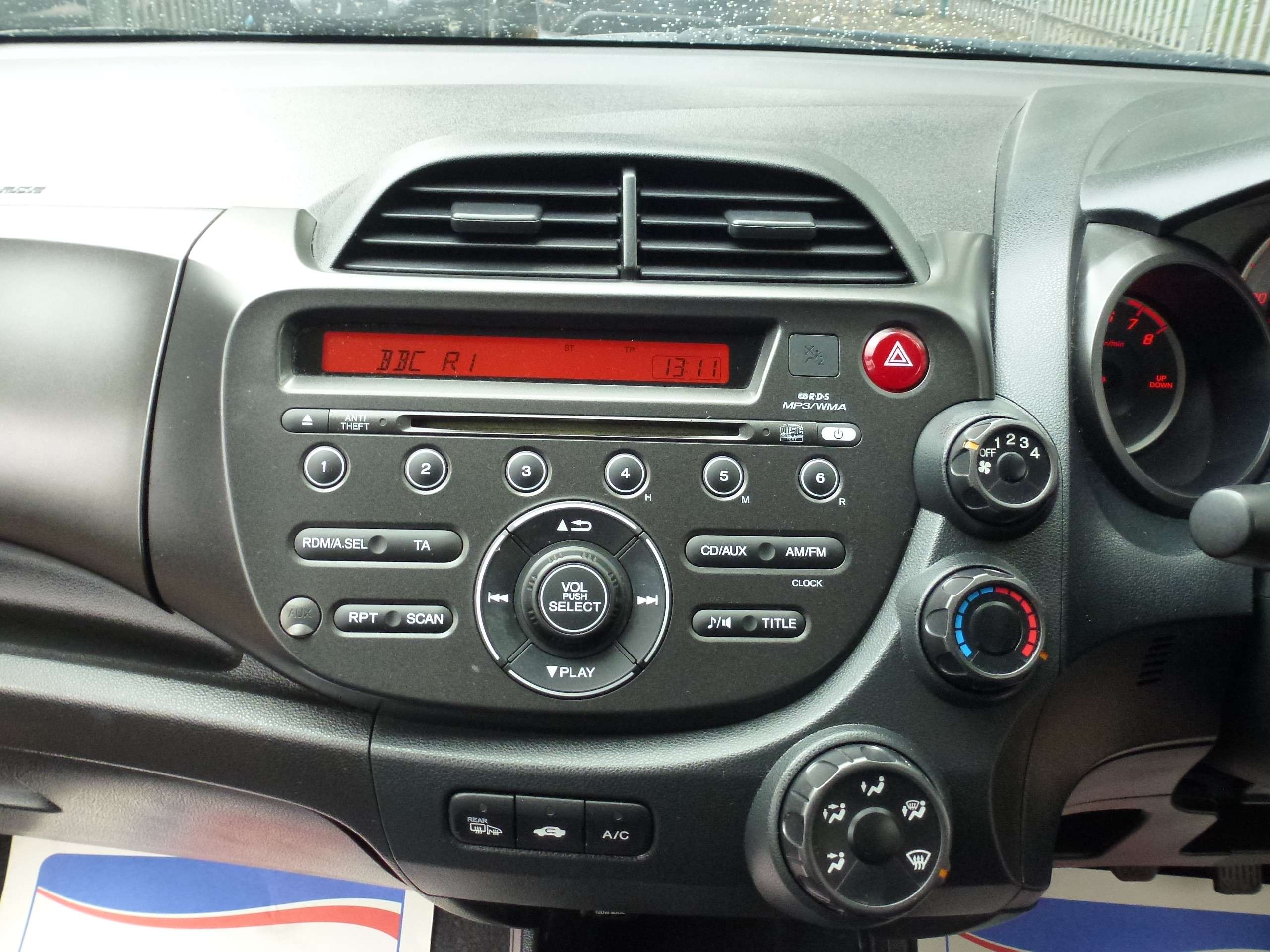 2013 HONDA JAZZ 2013 HONDA JAZZ