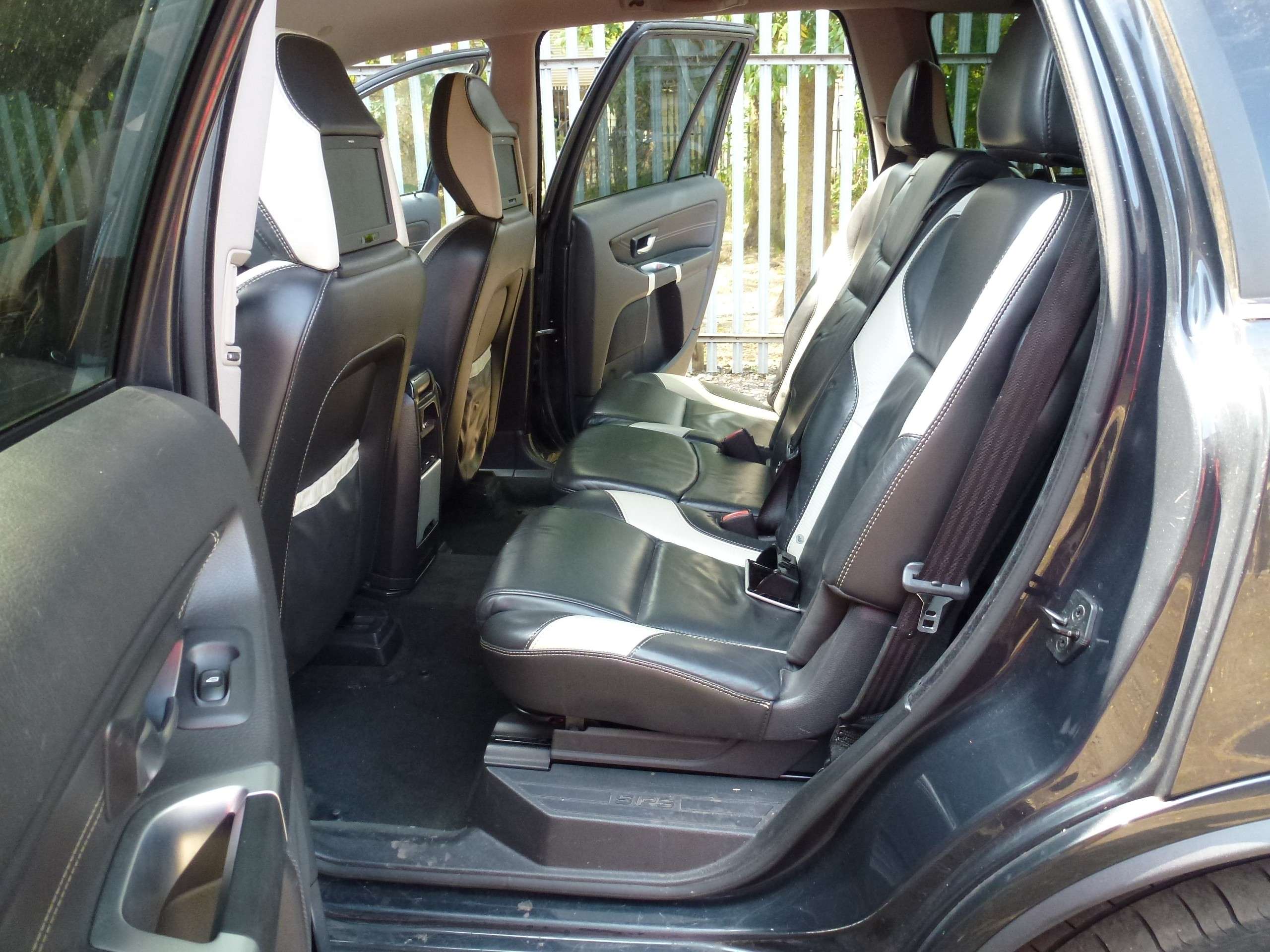 2012 VOLVO XC90 2012 VOLVO XC90