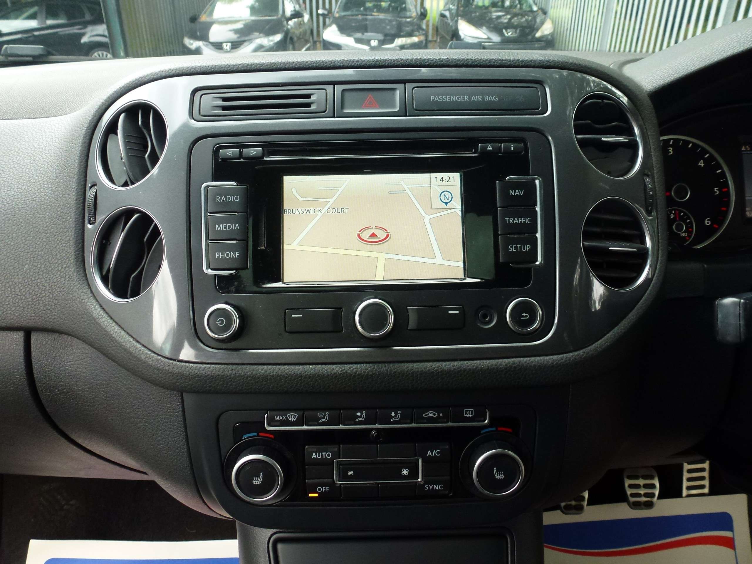 2013 VOLKSWAGEN TIGUAN 2013 VOLKSWAGEN TIGUAN