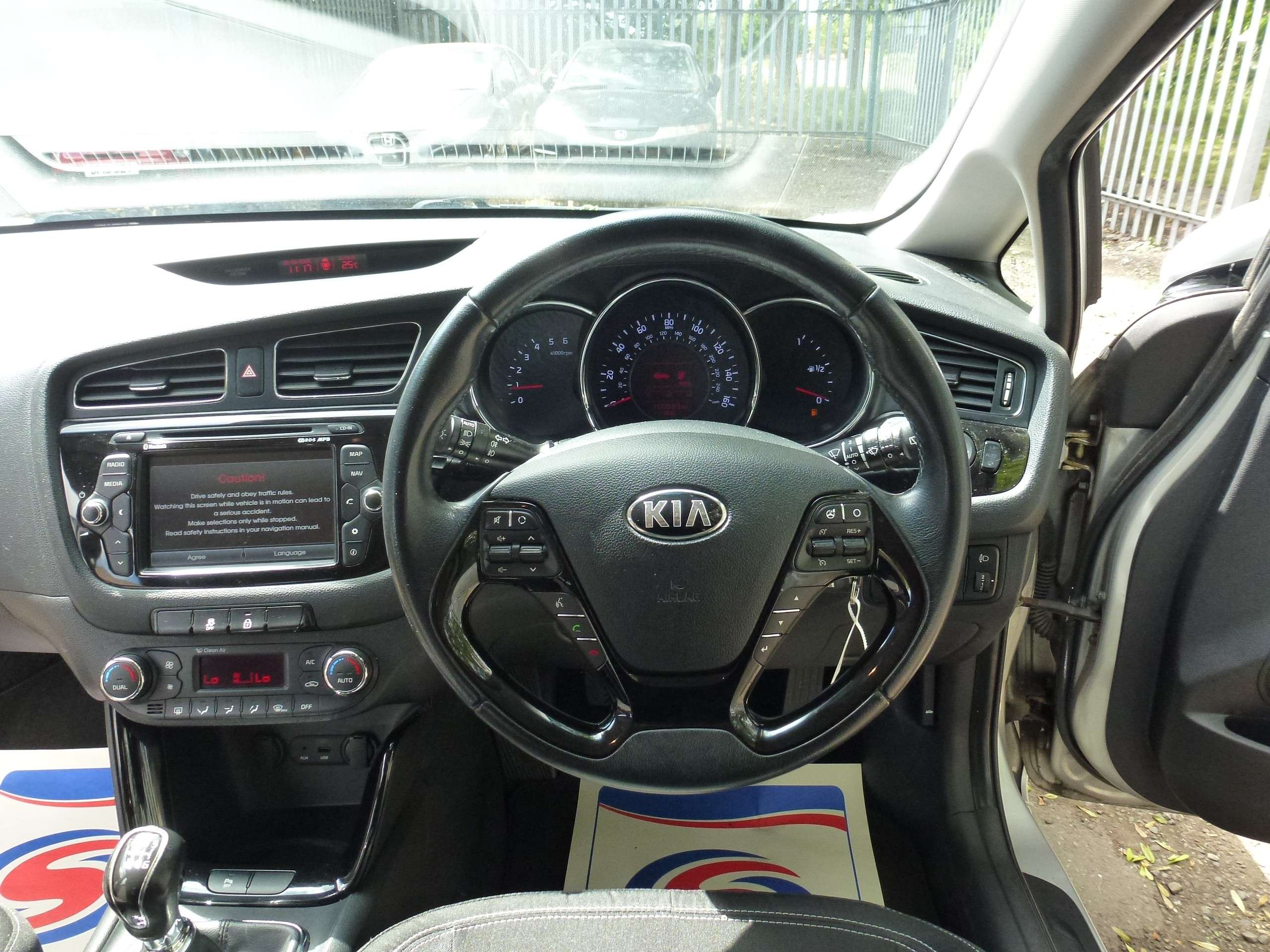 2012 KIA CEED 2012 KIA CEED