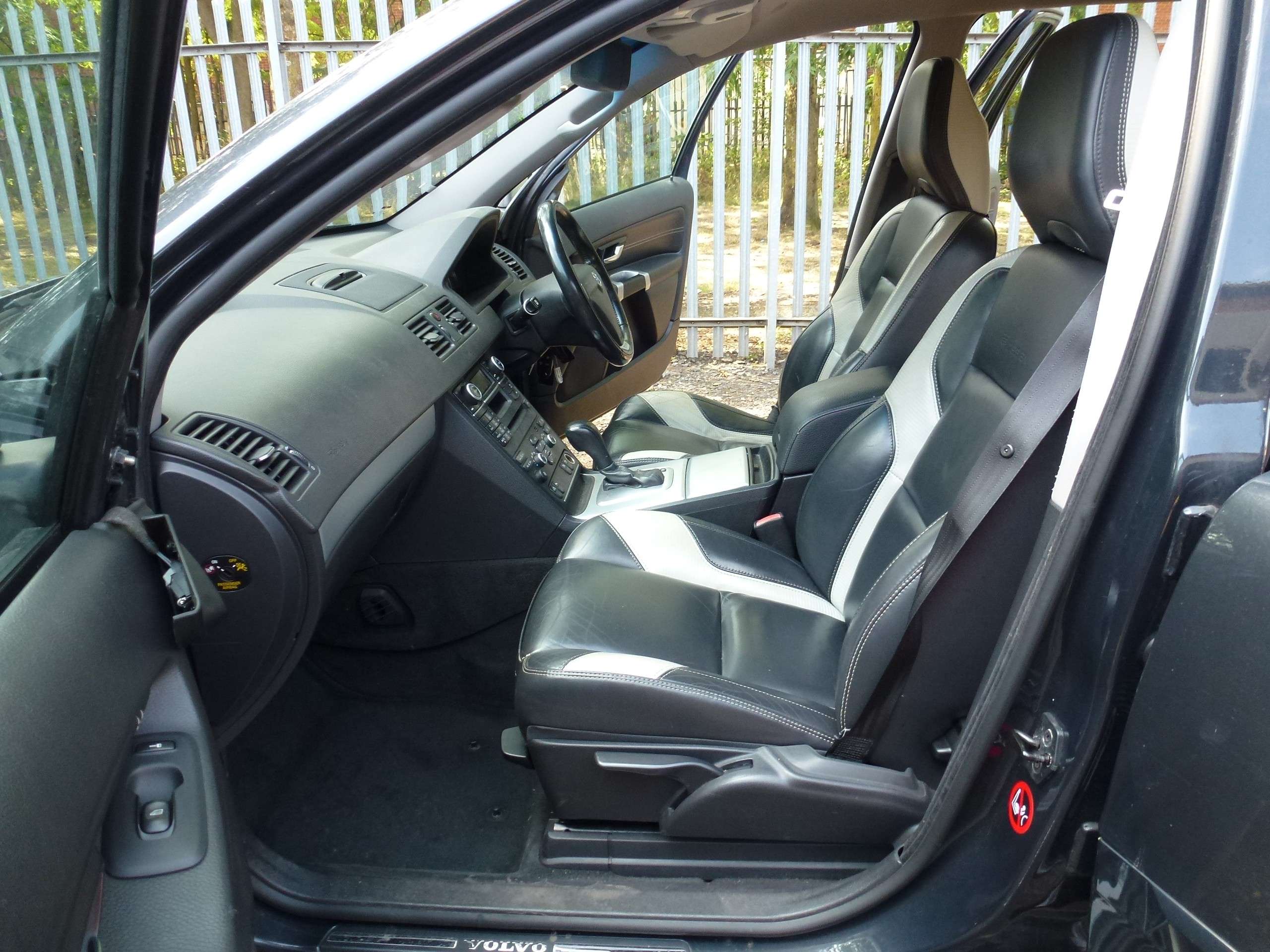 2012 VOLVO XC90 2012 VOLVO XC90