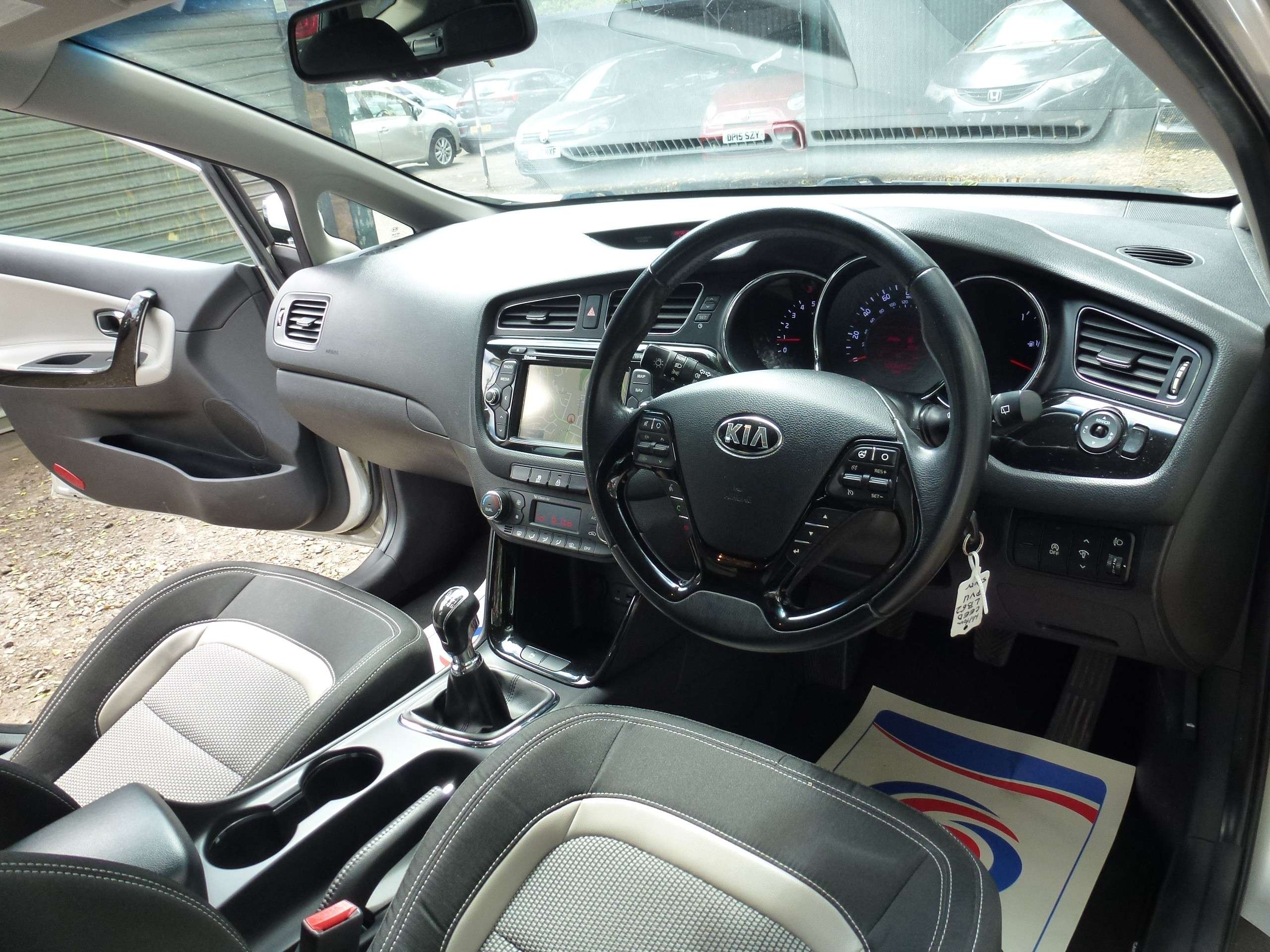 2012 KIA CEED 2012 KIA CEED