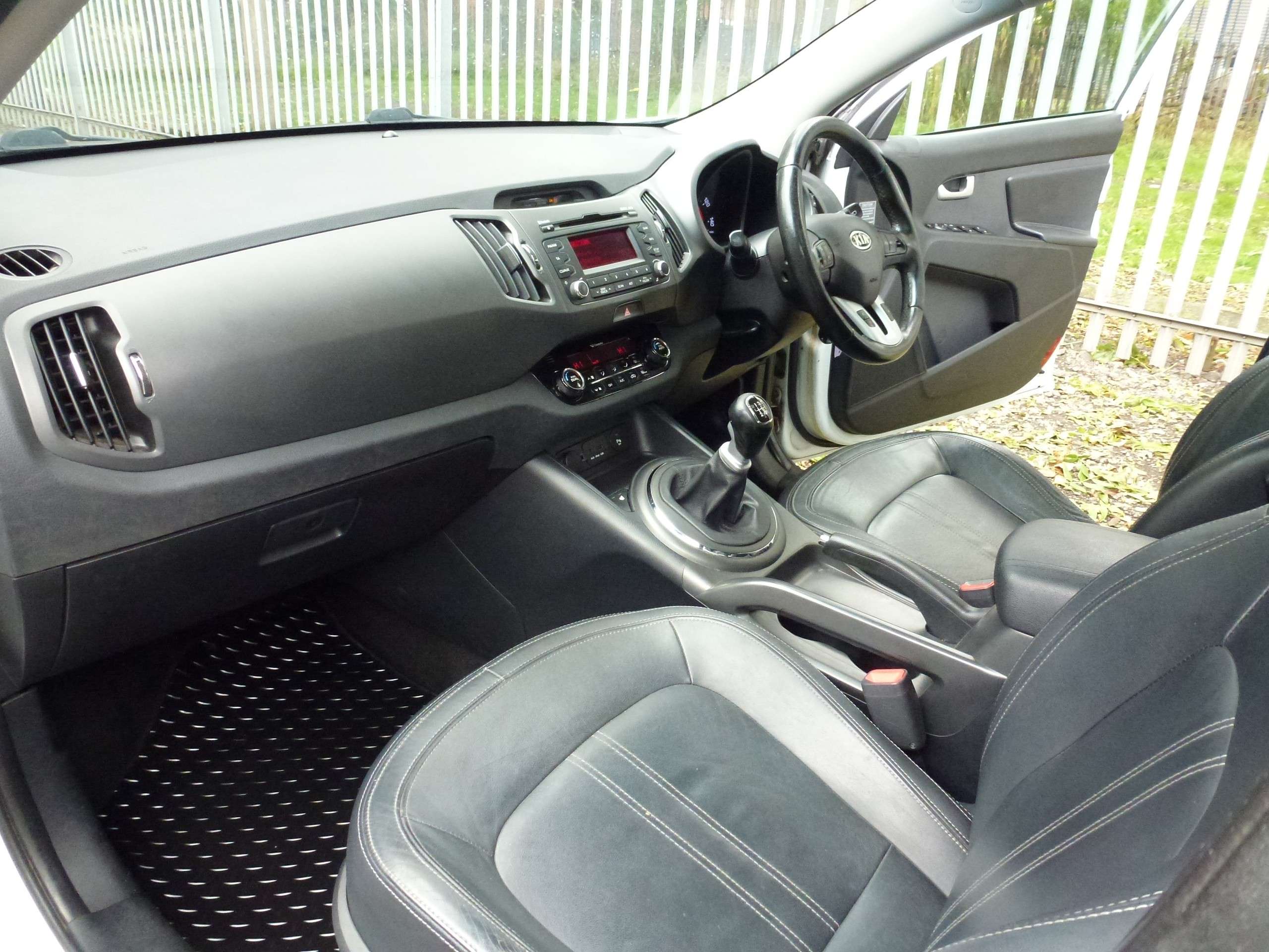 2011 KIA SPORTAGE 2011 KIA SPORTAGE