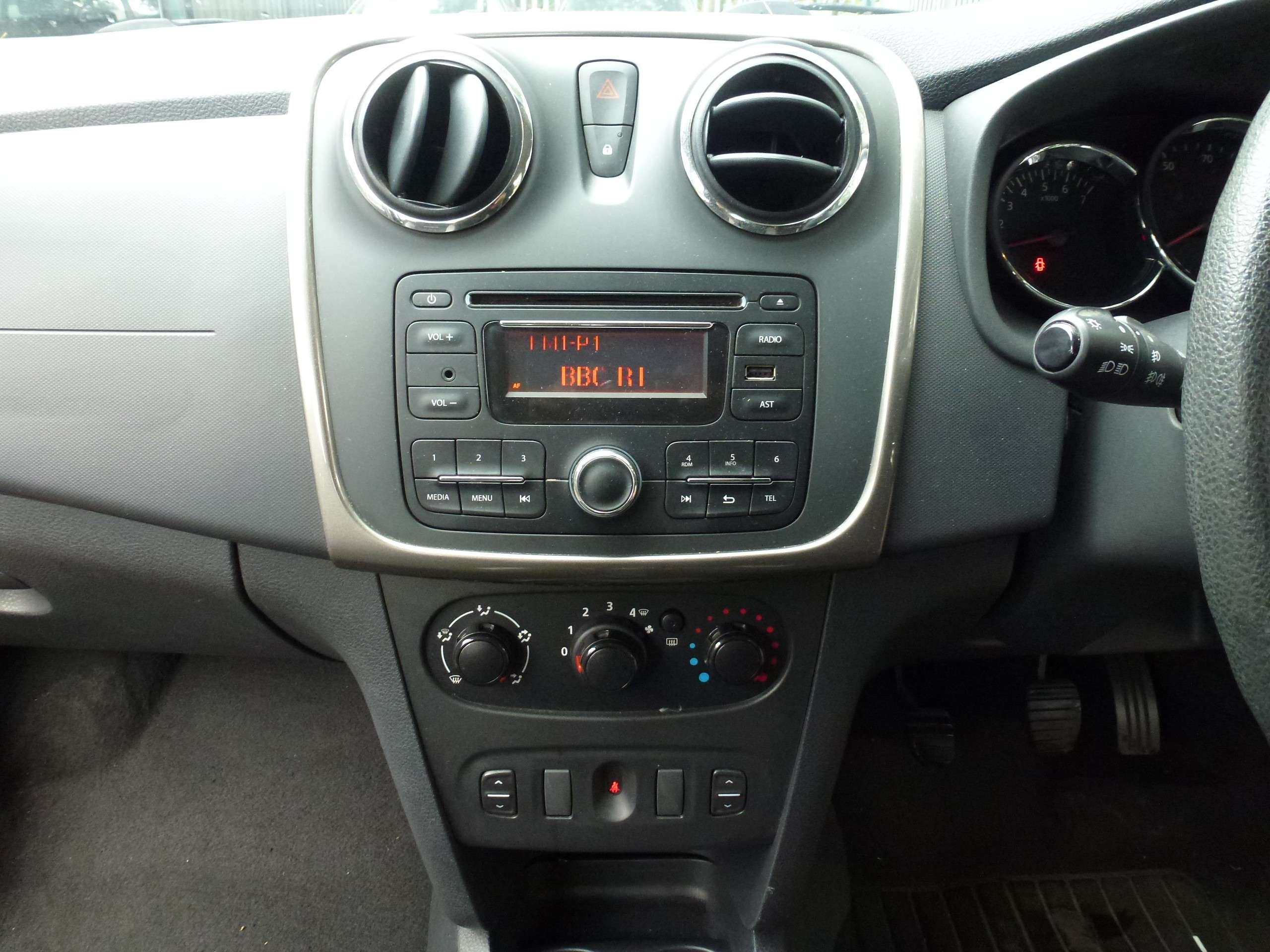 2014 DACIA SANDERO STEPWAY 2014 DACIA SANDERO STEPWAY