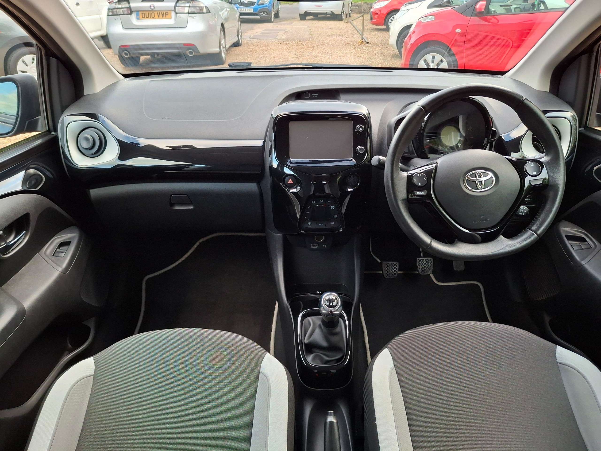2015 TOYOTA AYGO 2015 TOYOTA AYGO