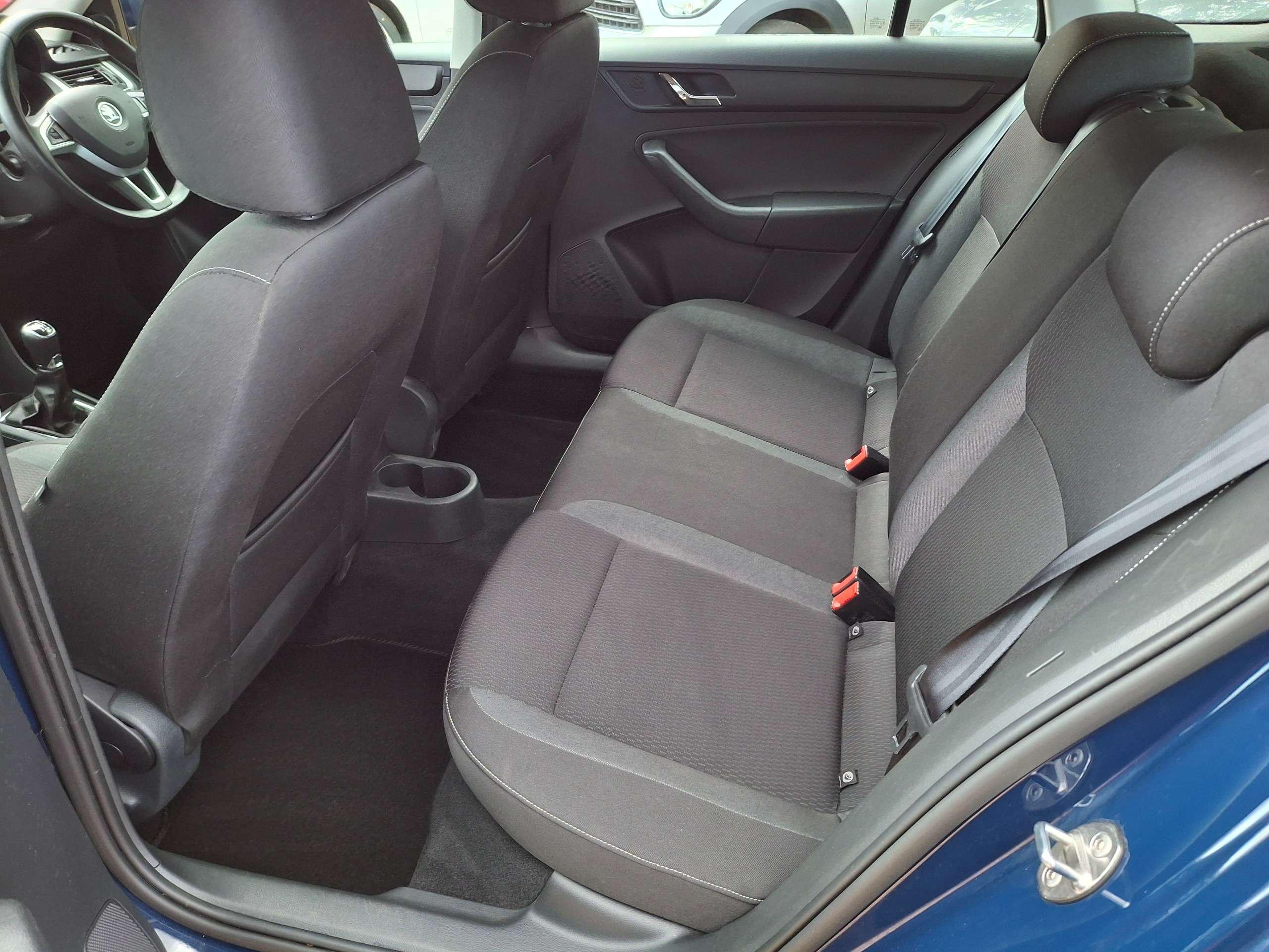 2015 SKODA RAPID SPACEBACK 2015 SKODA RAPID SPACEBACK