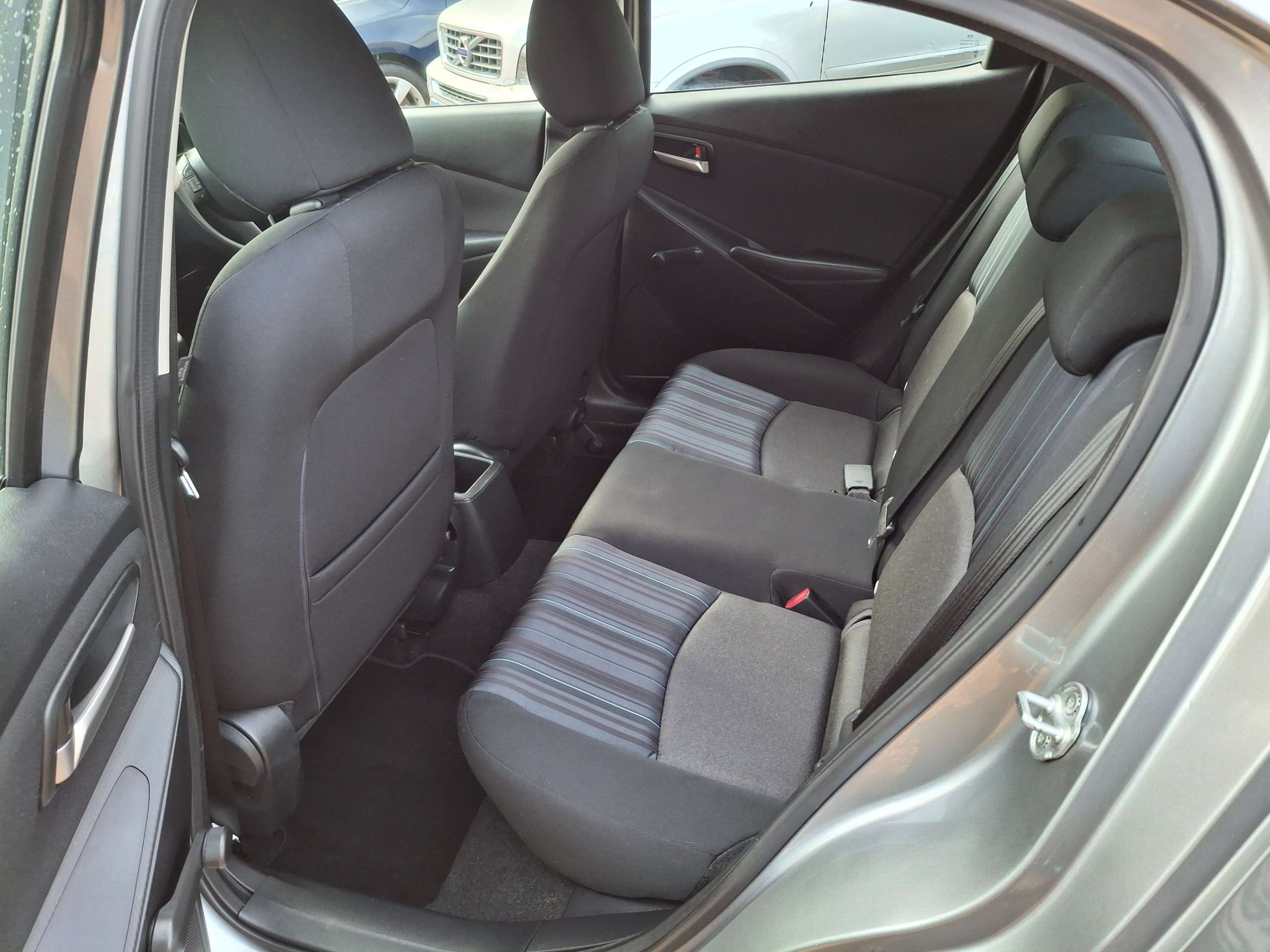 2015 MAZDA MAZDA2 2015 MAZDA MAZDA2