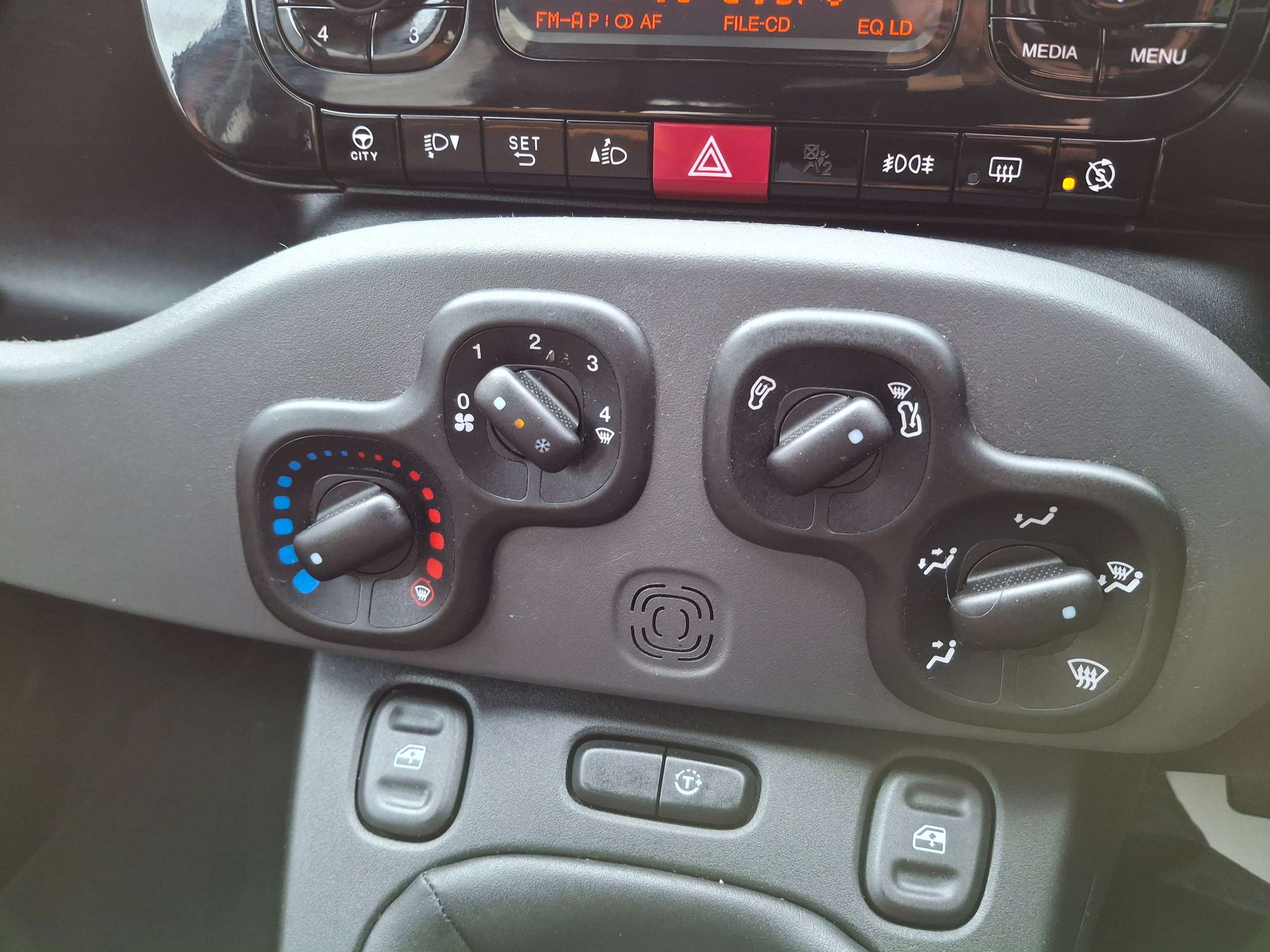 2016 FIAT PANDA 2016 FIAT PANDA