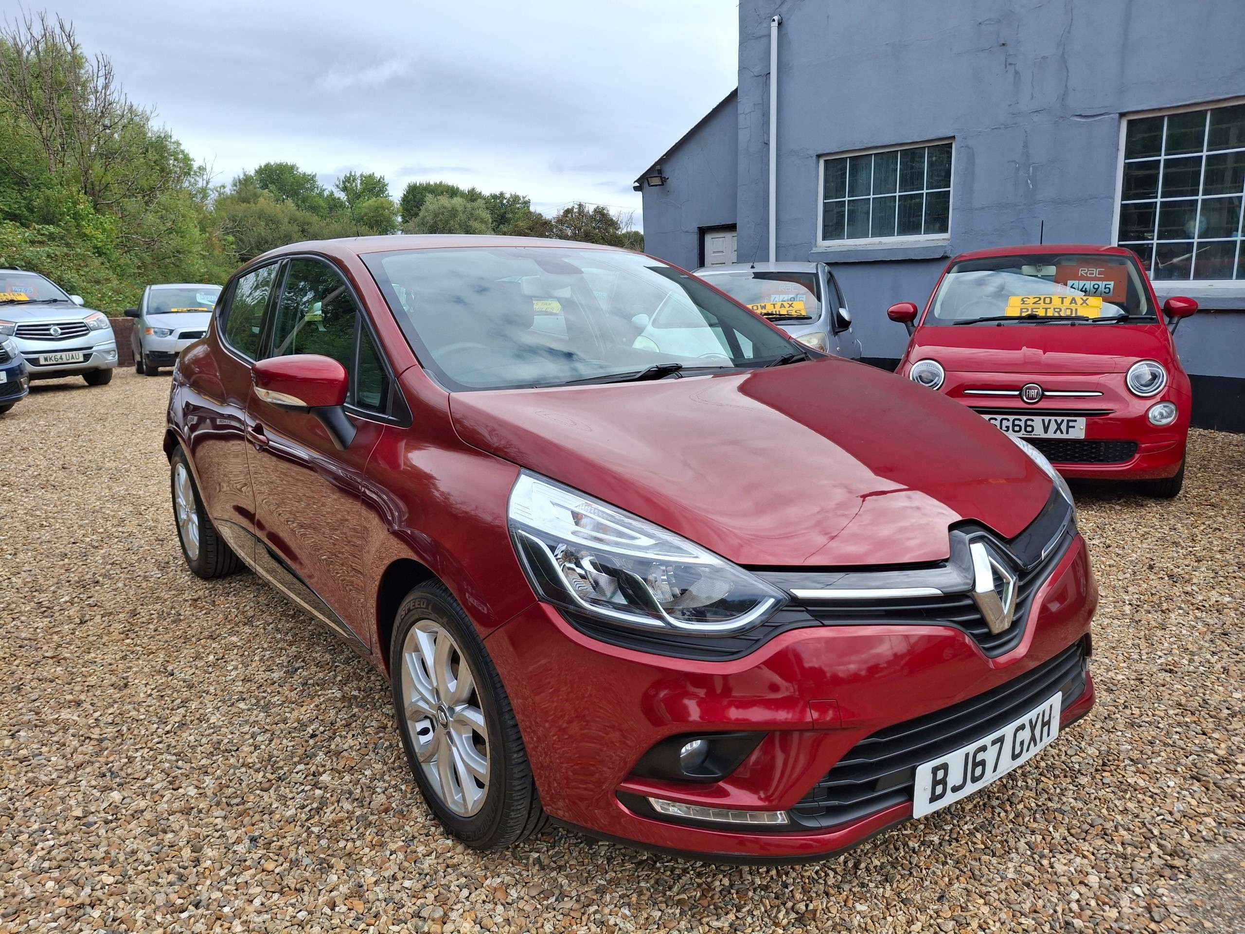 2017 RENAULT CLIO 2017 RENAULT CLIO