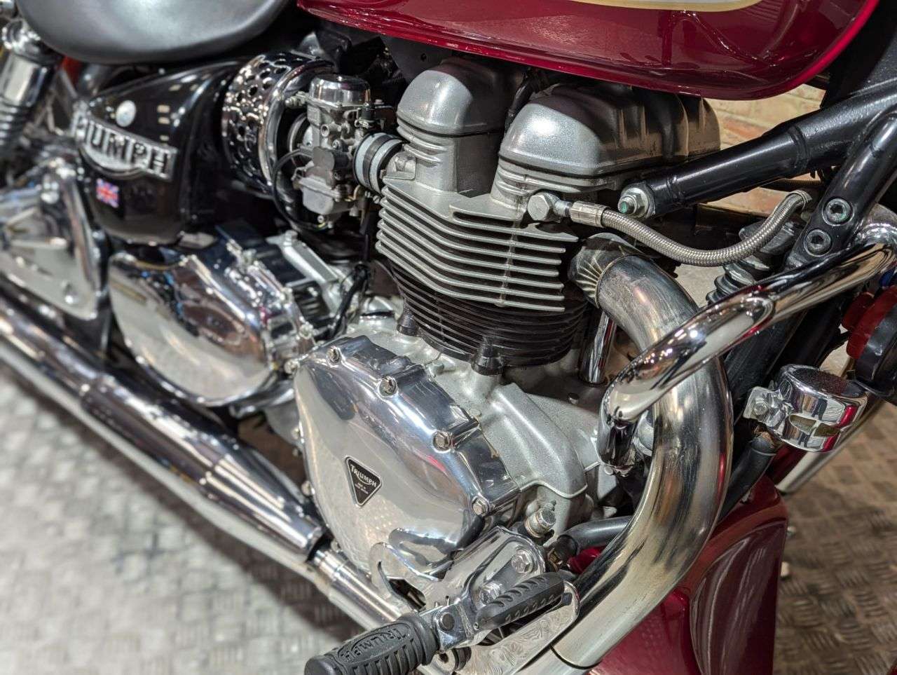 2001 TRIUMPH BONNEVILLE AMERICA 2001 TRIUMPH BONNEVILLE AMERICA