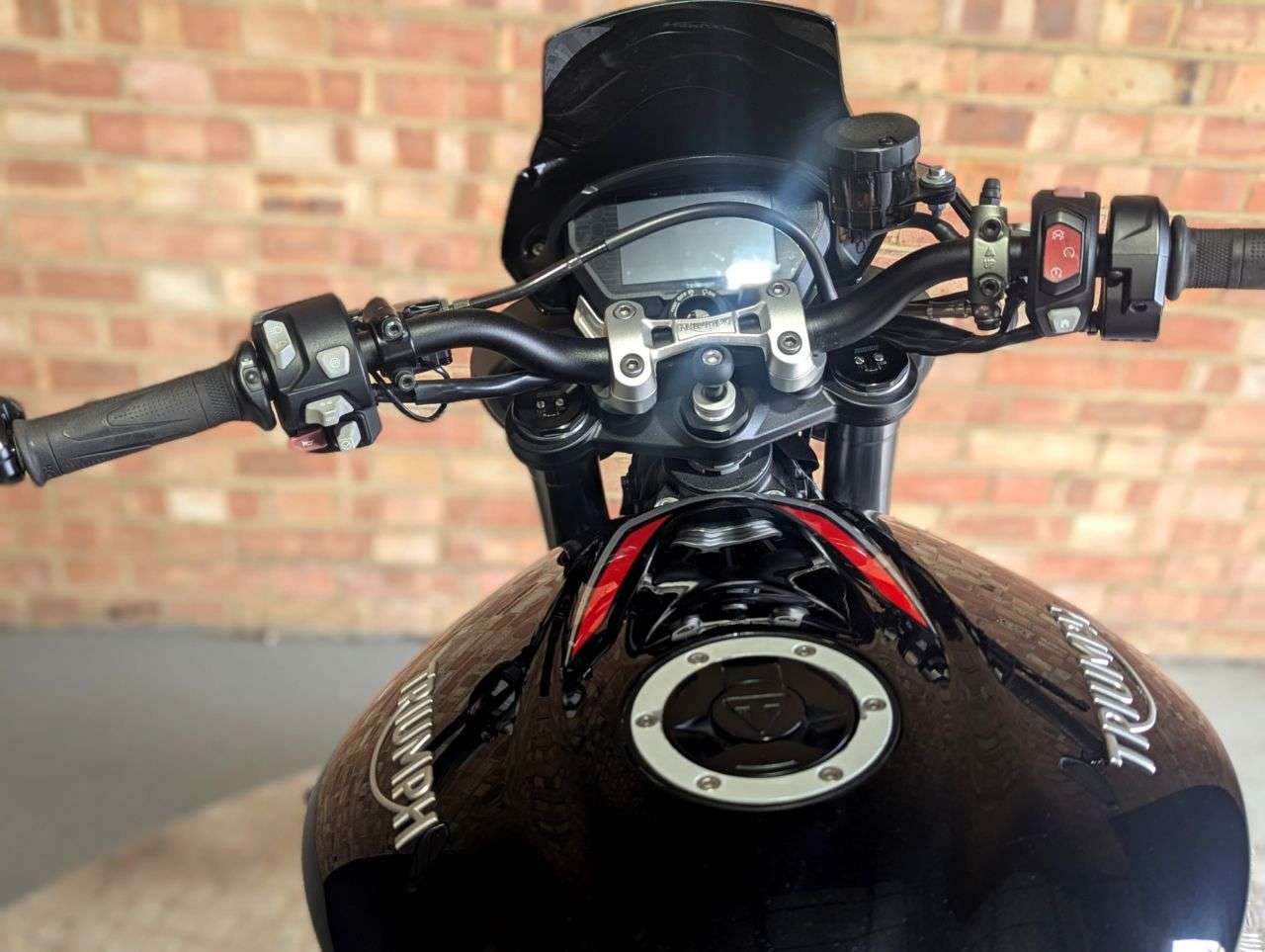 2017 TRIUMPH STREET TRIPLE RS 2017 TRIUMPH STREET TRIPLE RS