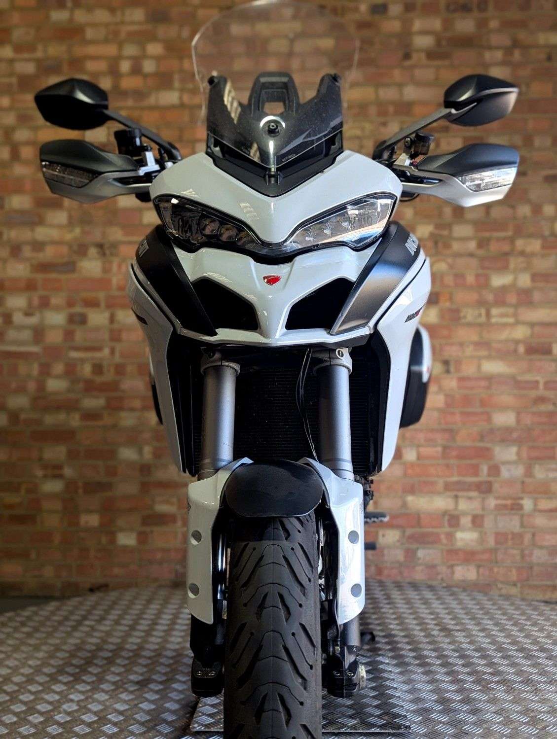 2018 DUCATI MULTISTRADA 1260 S 2018 DUCATI MULTISTRADA 1260 S