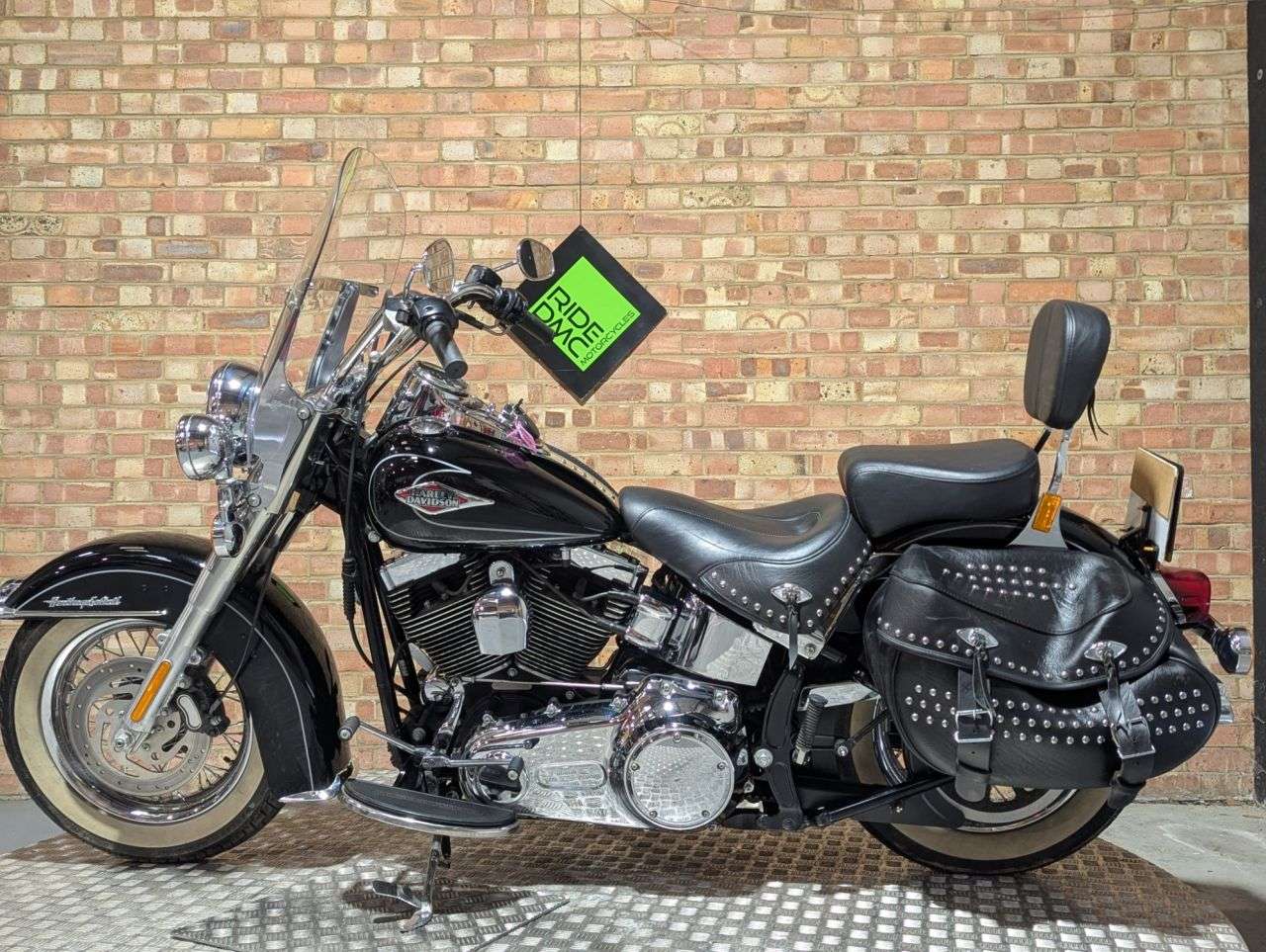 2009 HARLEY-DAVIDSON HERITAGE 2009 HARLEY-DAVIDSON HERITAGE