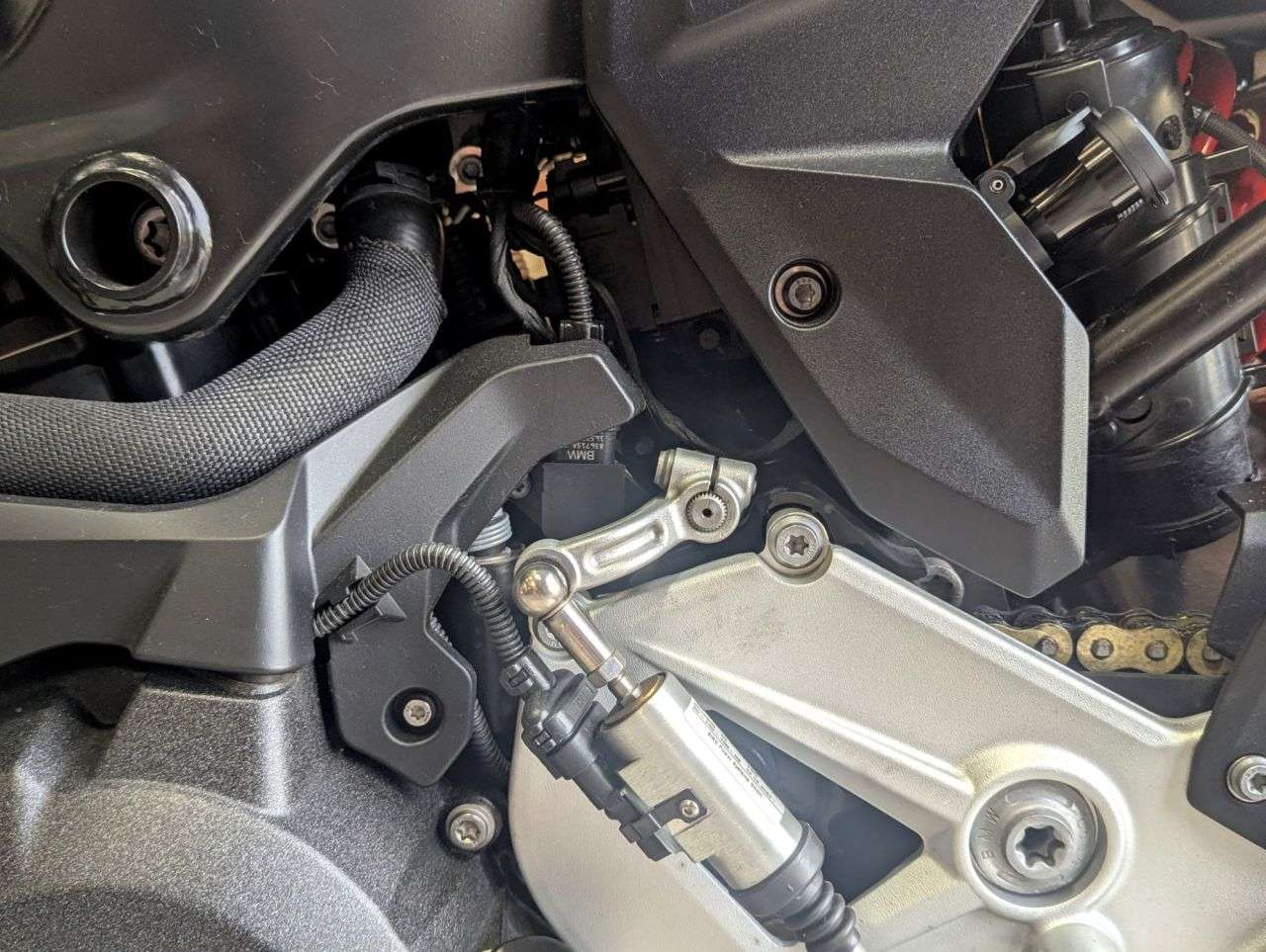 2024 BMW F900R 2024 BMW F900R