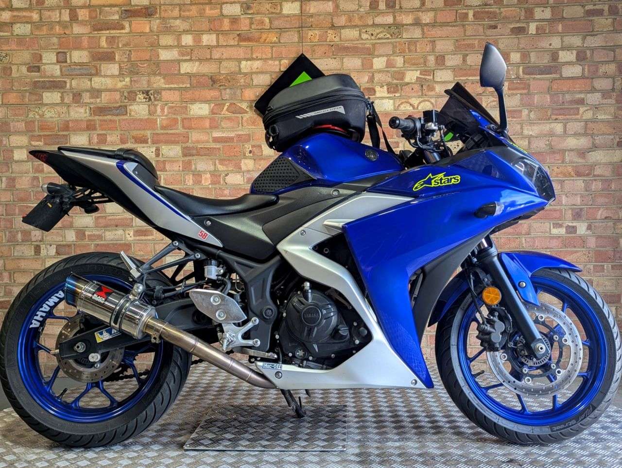 2018 YAMAHA R3 2018 YAMAHA R3