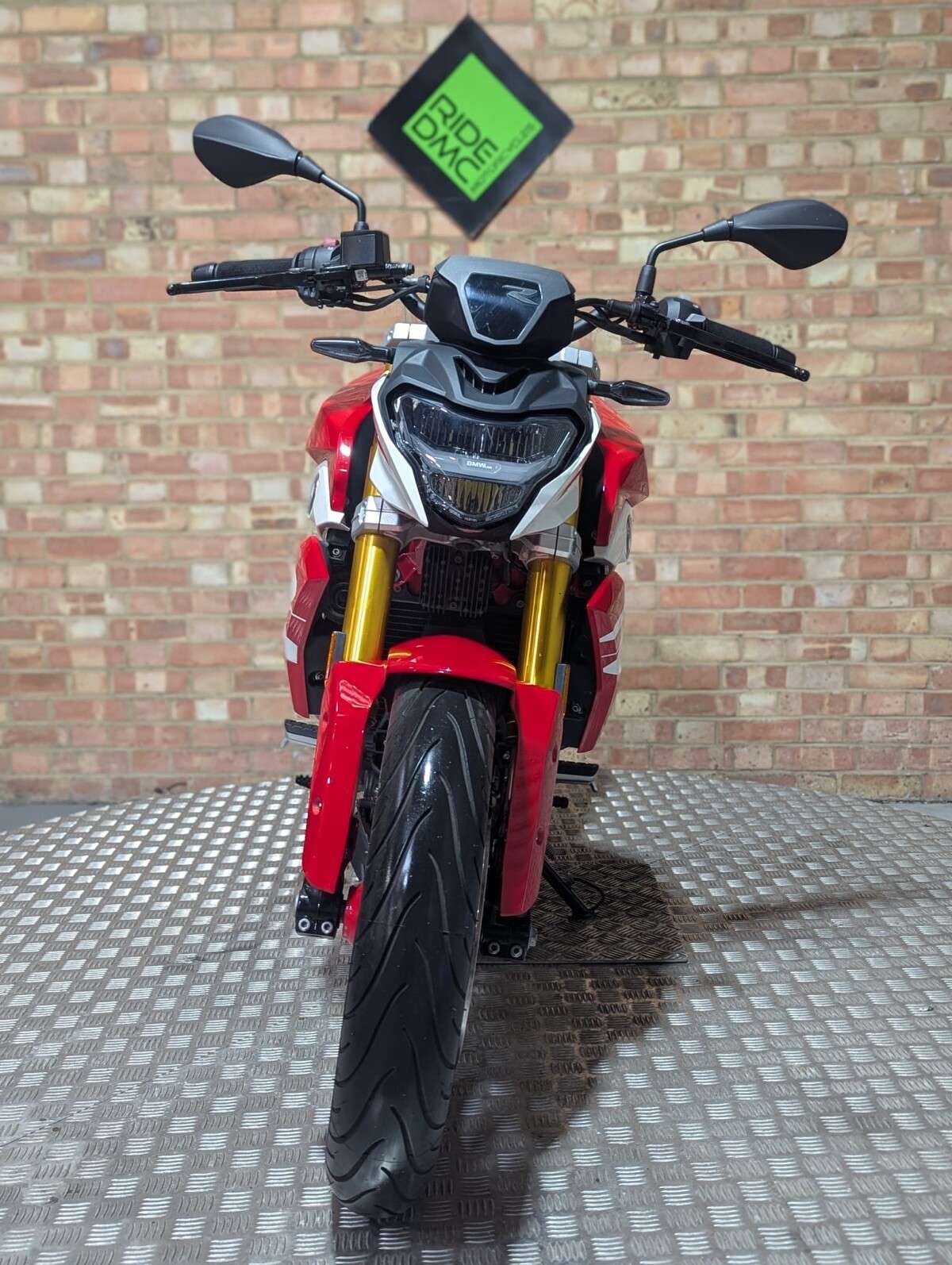 2024 BMW G310R 2024 BMW G310R