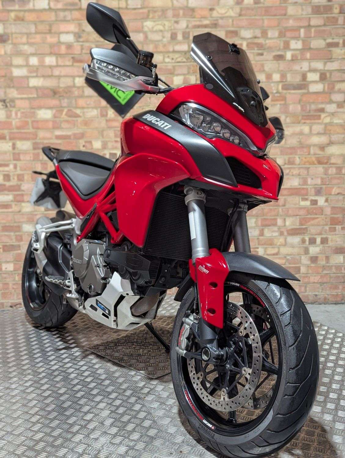 2015 DUCATI MULTISTRADA 1200 S 2015 DUCATI MULTISTRADA 1200 S