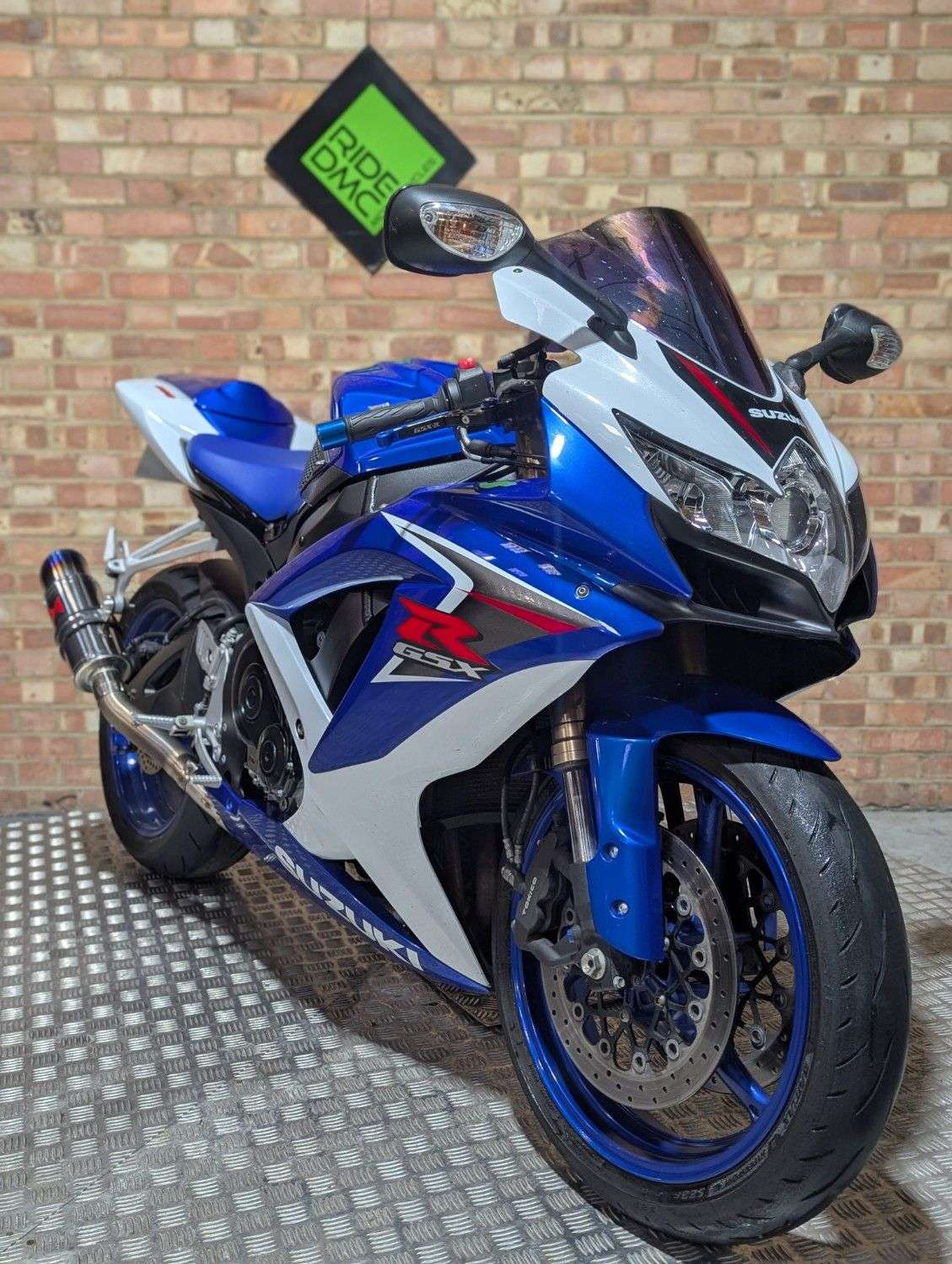 2008 SUZUKI GSX-R600 2008 SUZUKI GSX-R600