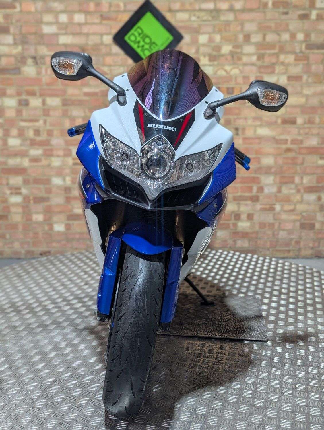 2008 SUZUKI GSX-R600 2008 SUZUKI GSX-R600