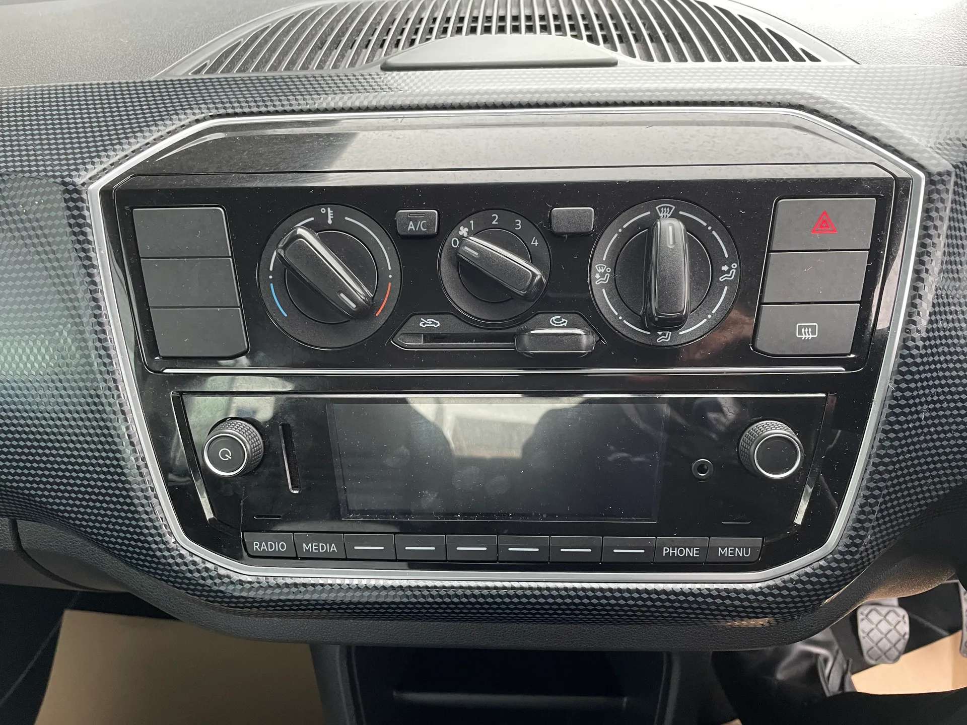 2018 VOLKSWAGEN UP 2018 VOLKSWAGEN UP