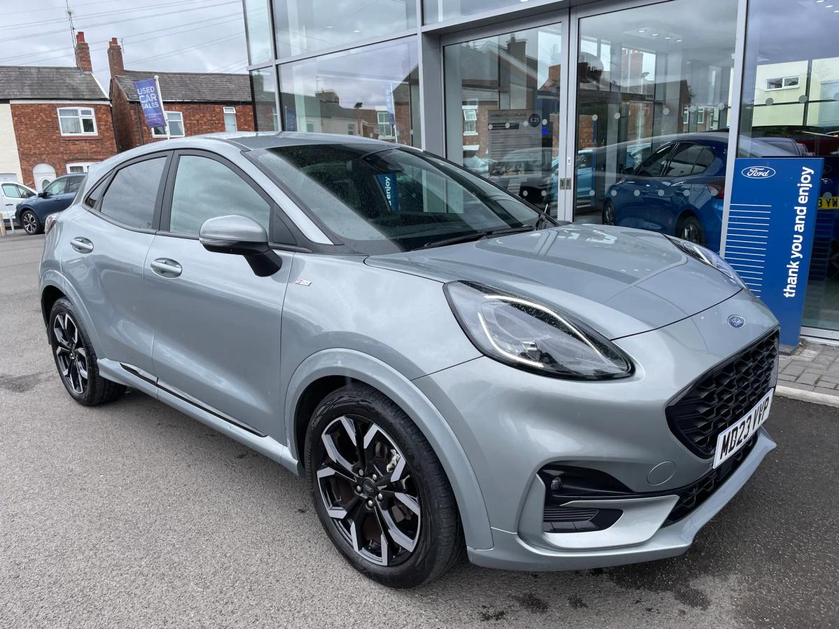 Check out this Ford Puma 2023 Petrol Manual