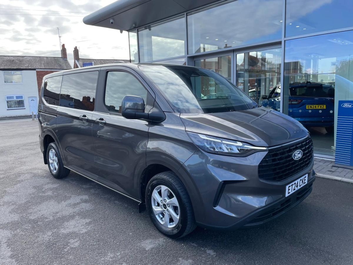 Check out this Ford Tourneo Custom 2024 Diesel Manual