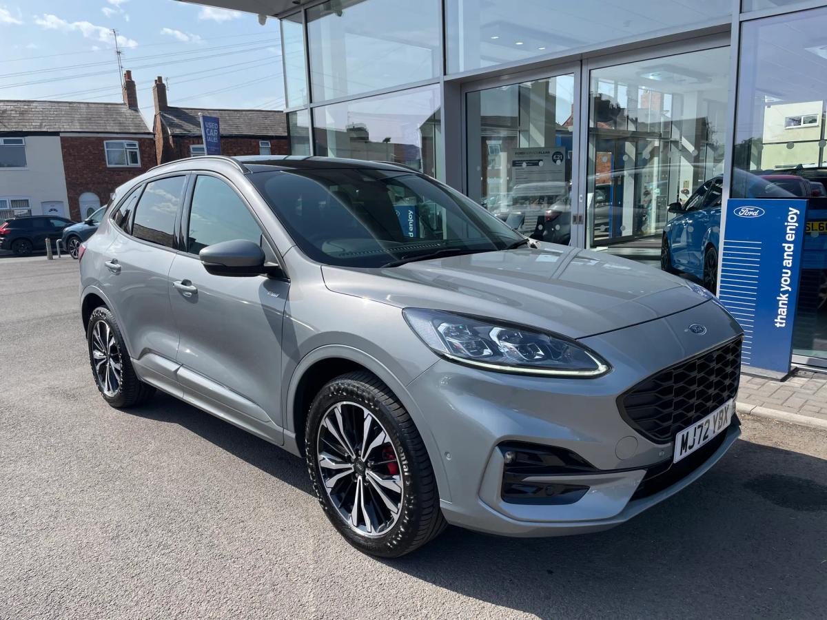 Check out this Ford Kuga 2022 Hybrid Electric Automatic