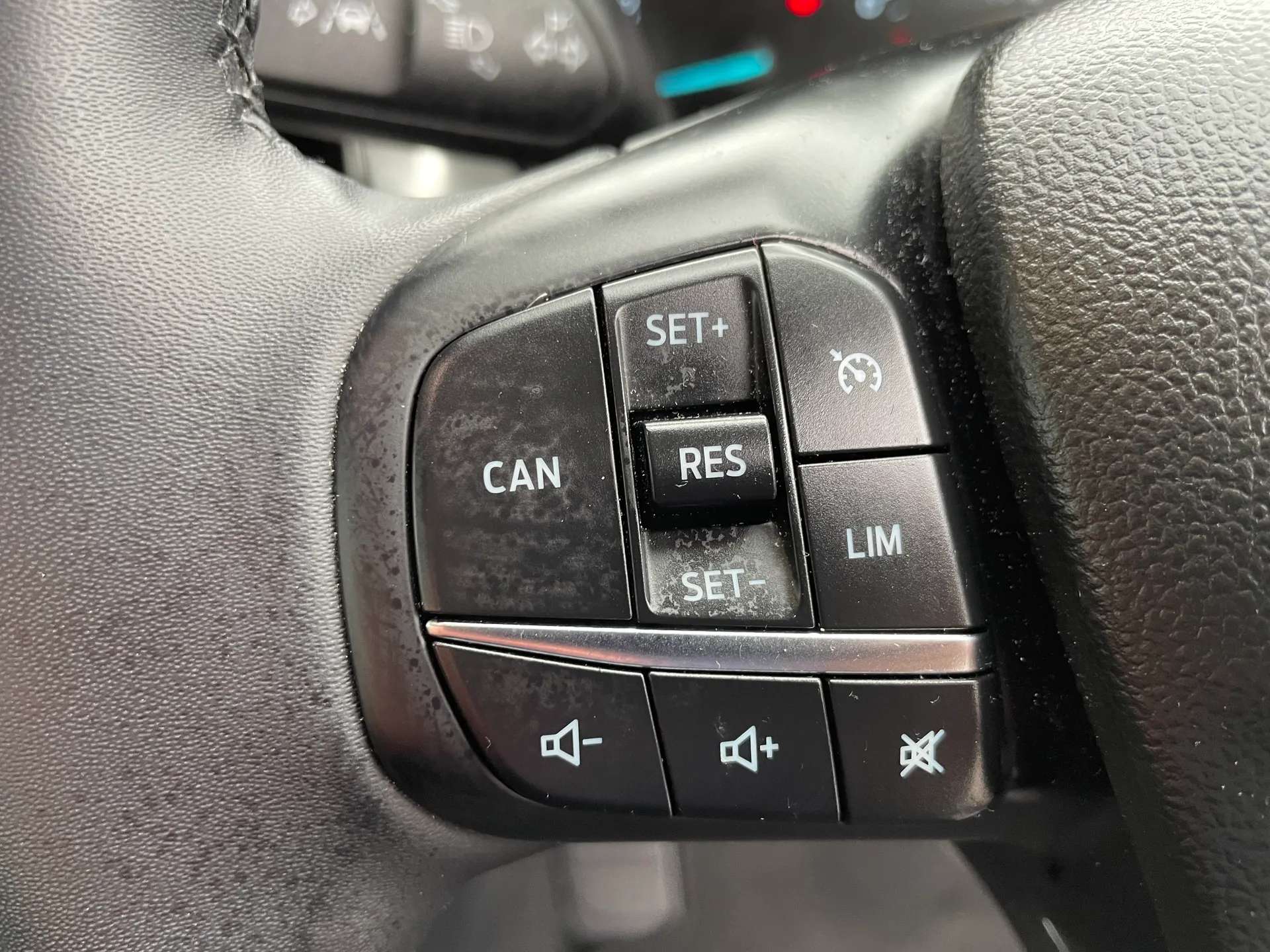 2024 FORD FOCUS 2024 FORD FOCUS