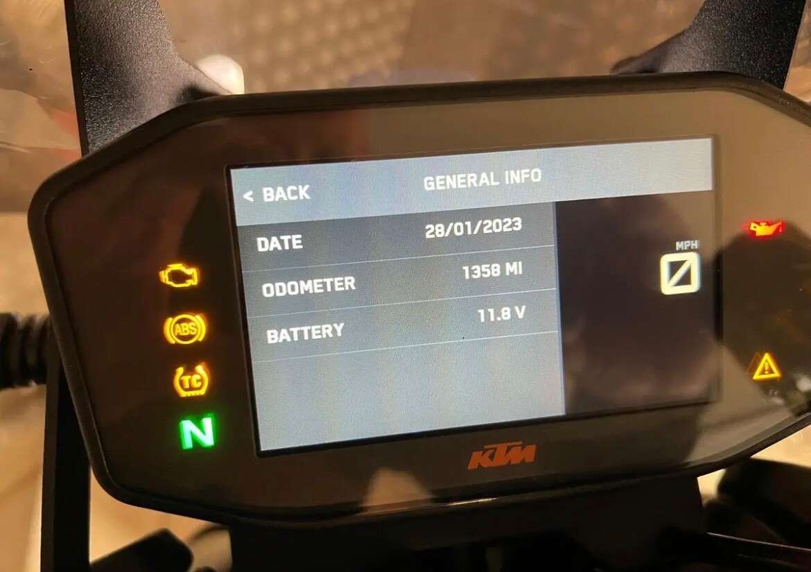 2021 KTM DUKE 2021 KTM DUKE