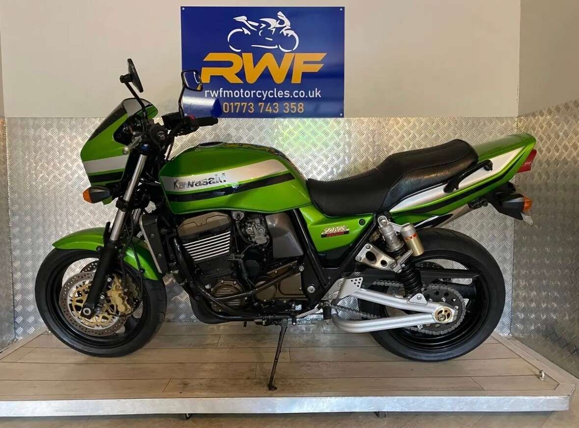 2003 KAWASAKI ZRX 1200 R 2003 KAWASAKI ZRX 1200 R