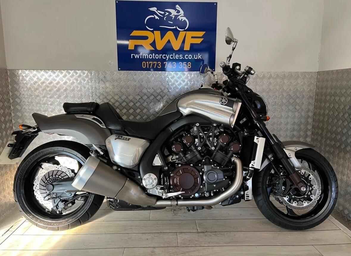Check out this Yamaha Vmax 2017 Petrol Manual