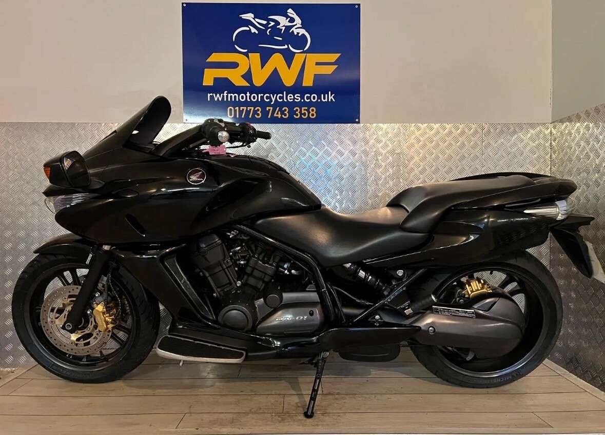 2010 HONDA NSA 700 2010 HONDA NSA 700