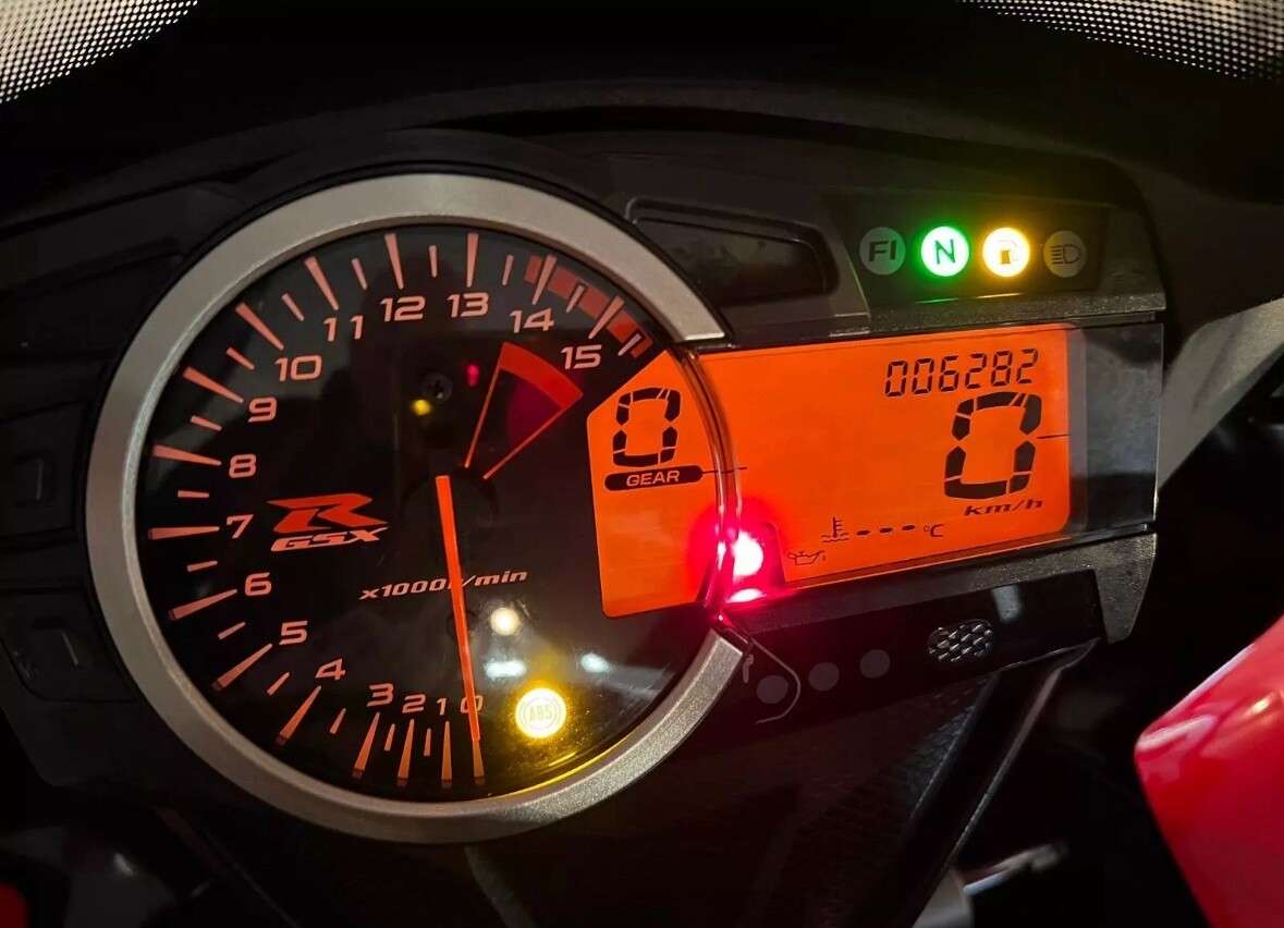 2016 SUZUKI GSXR 2016 SUZUKI GSXR